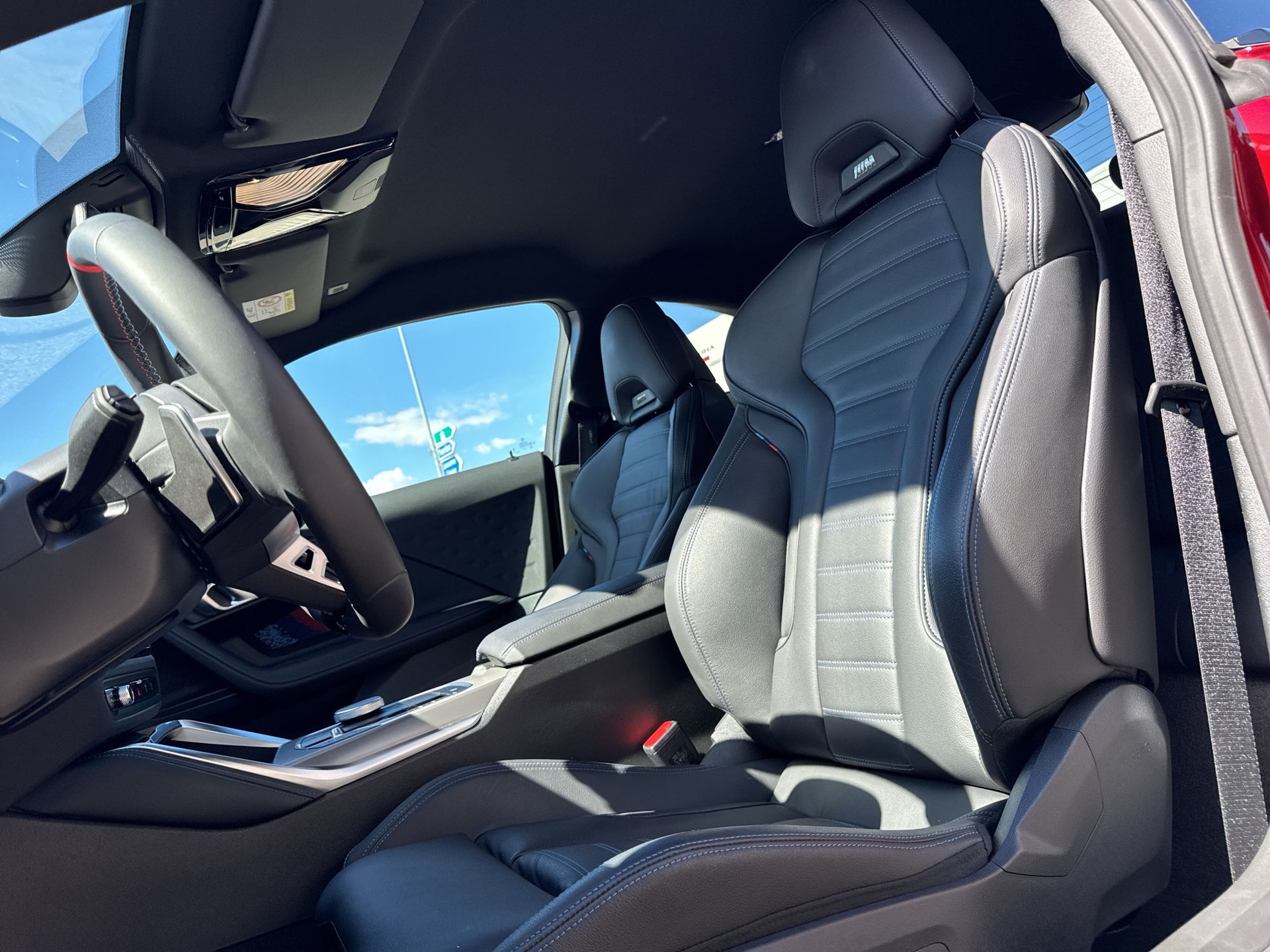 BMW M240i xDrive Steptronic-image-9