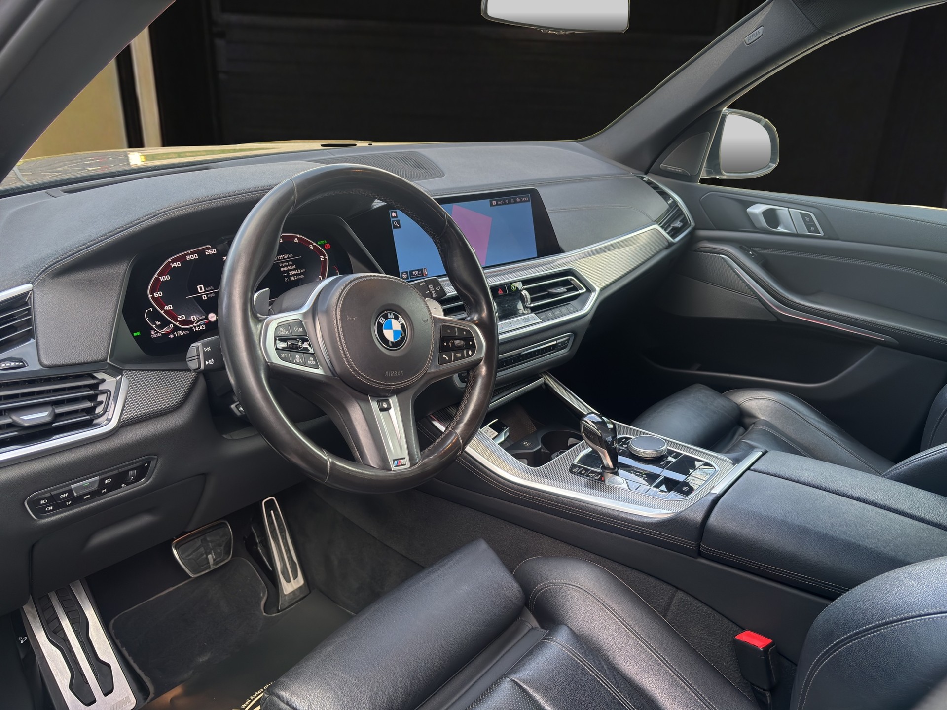 BMW X5 xDrive M50d Steptronic-image-8