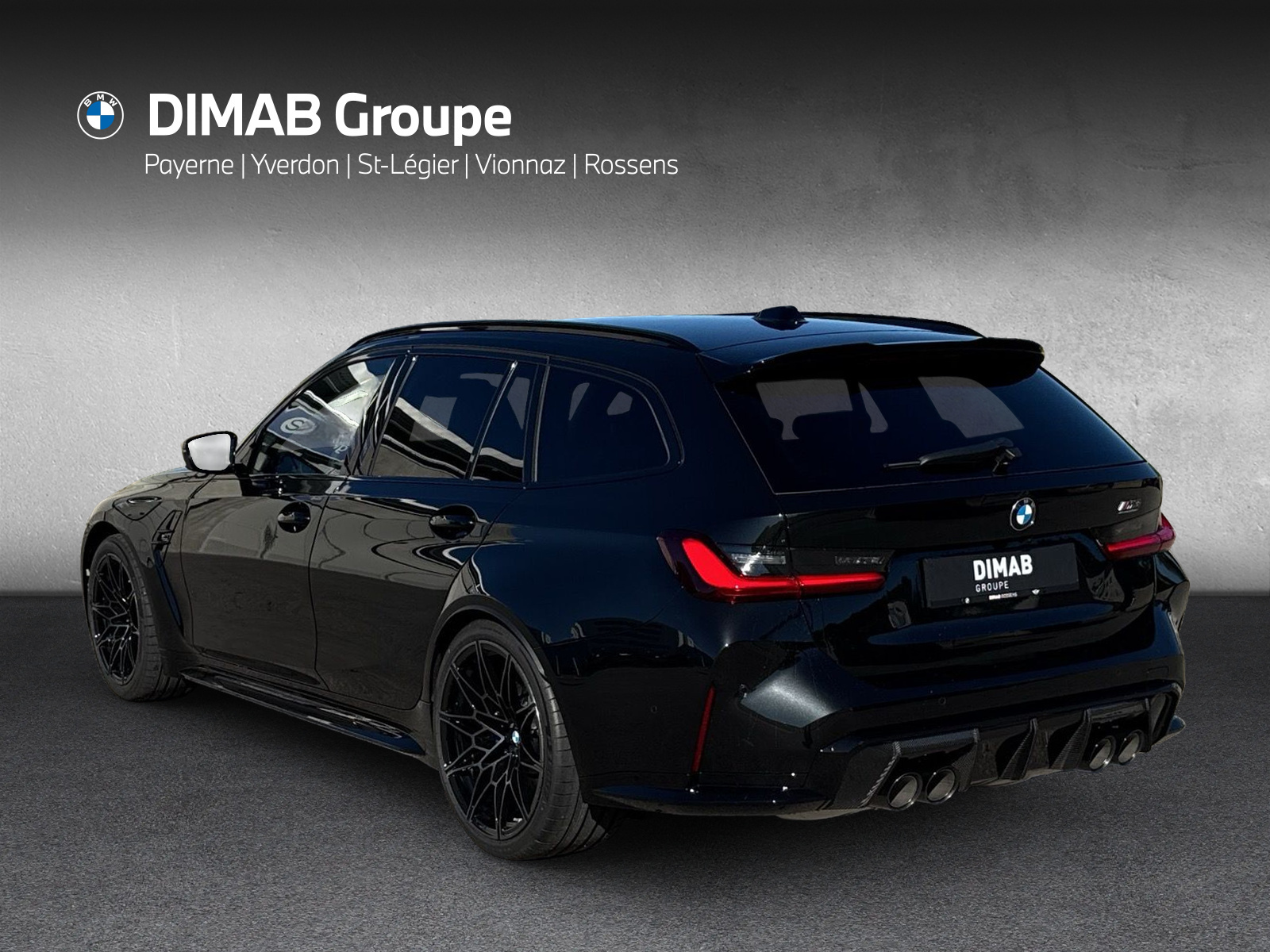 BMW M3 Touring xDrive Competition M-showroom-element-2