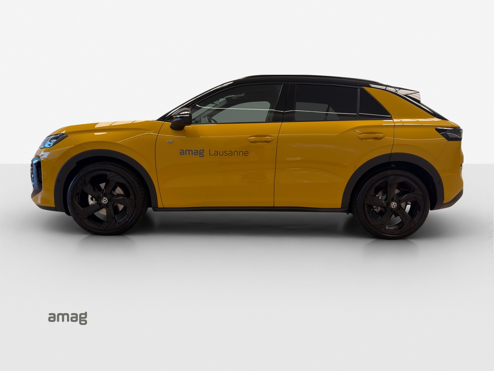 VW T-Roc 1.5 eTSI mHEV R-Line DSG-showroom-element-1