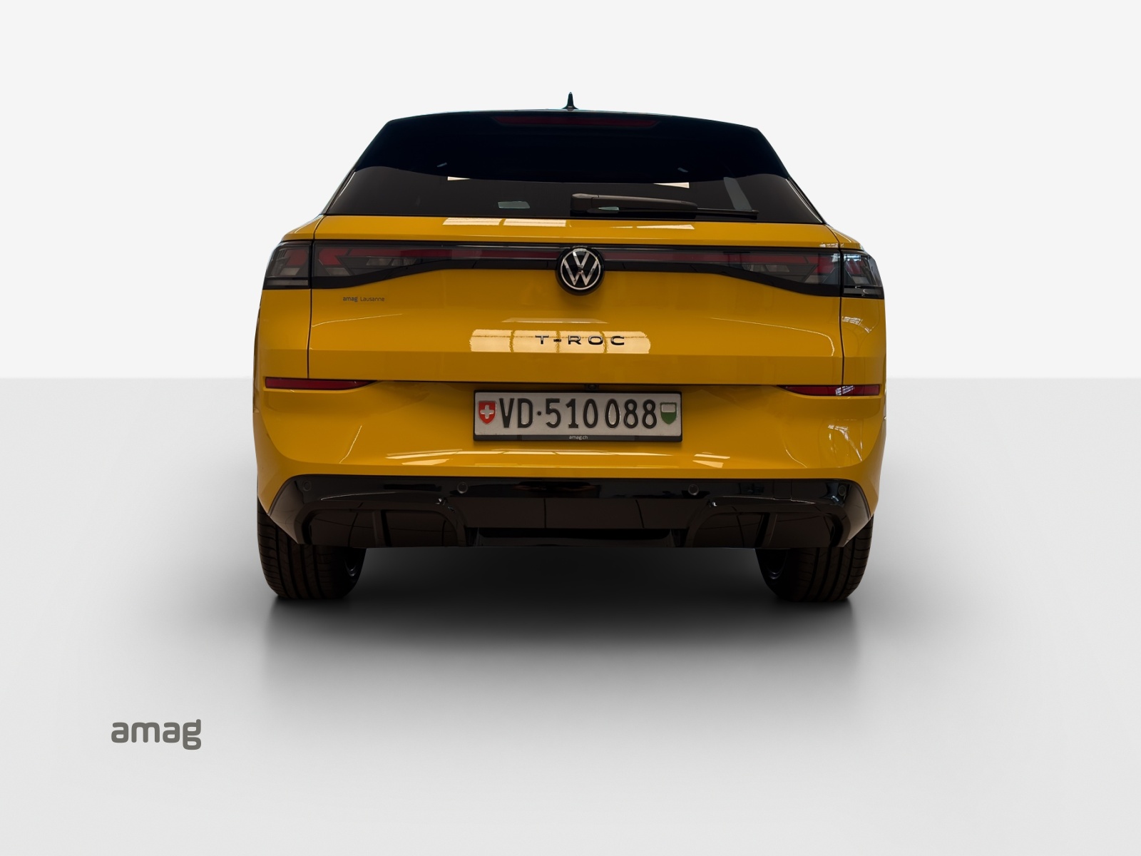 VW T-Roc 1.5 eTSI mHEV R-Line DSG-showroom-element-3