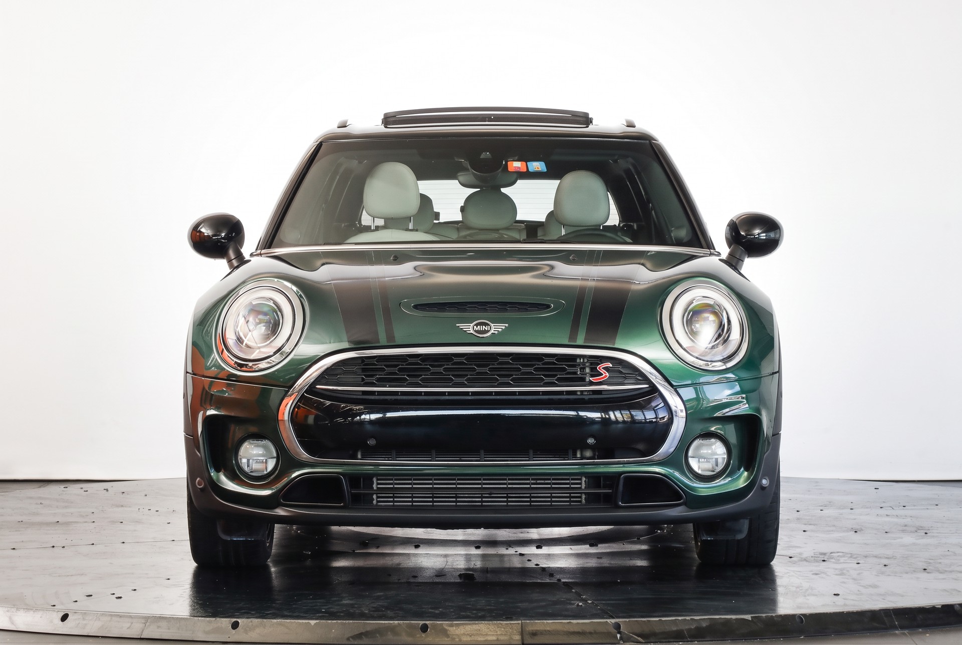 MINI Clubman Cooper S ALL4 Steptronic • Toit panoramique • Head-up Display • Harman Kardon-showroom-element-1