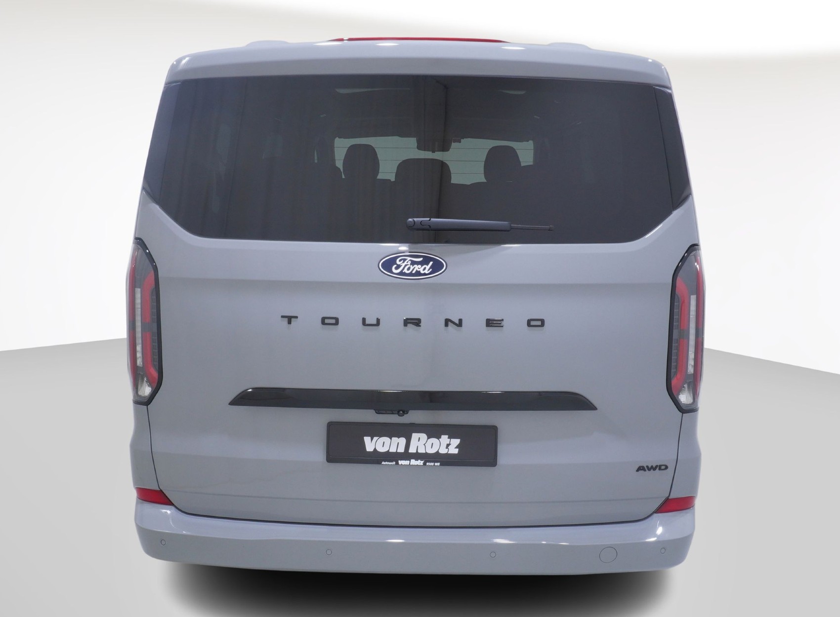 FORD Tourneo Custom 320 L2 2.0 TDCI 4x4 Titanium X-showroom-element-3