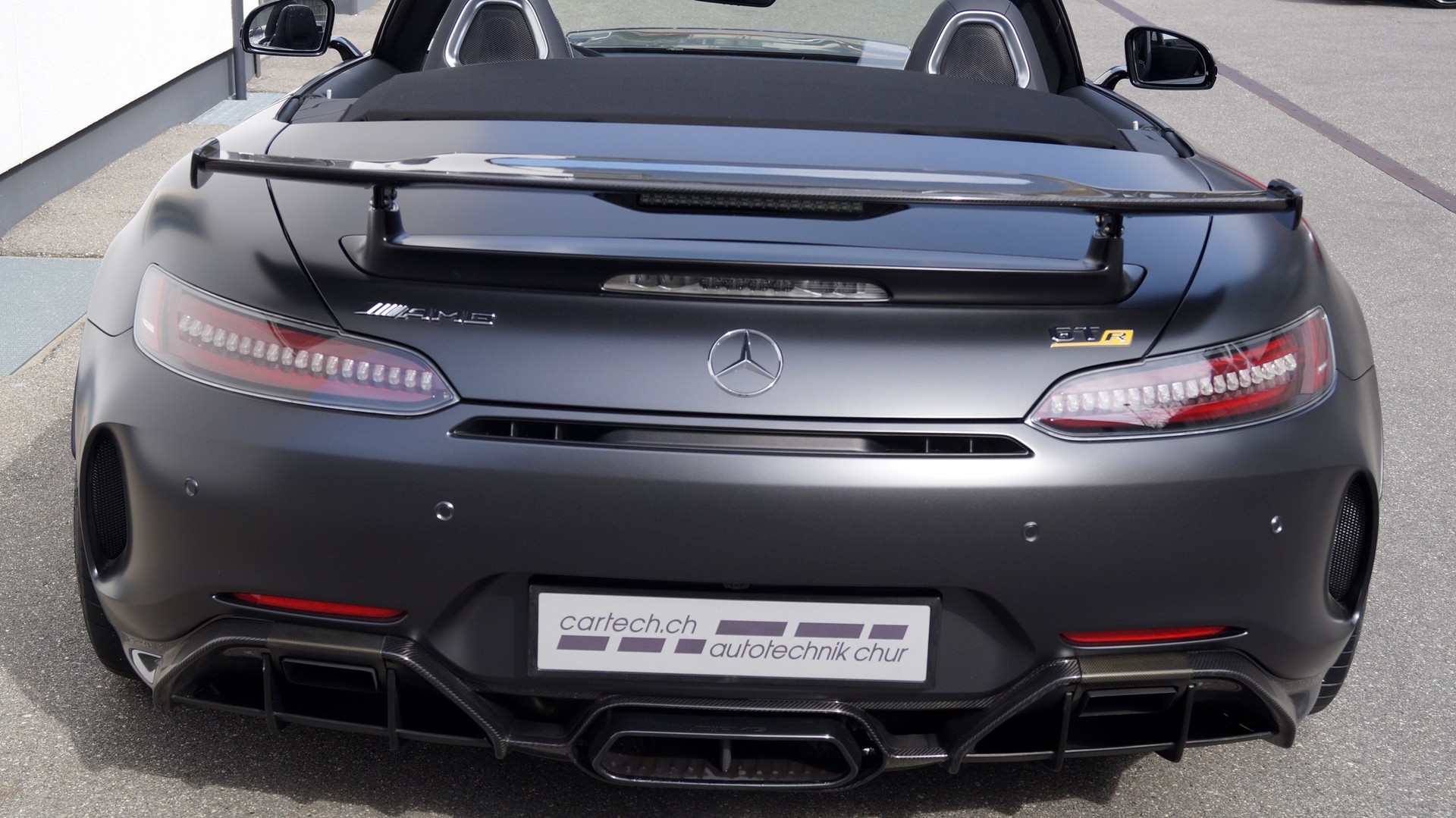 MERCEDES-BENZ AMG GT R Roadster Speedshift DCT-image-15