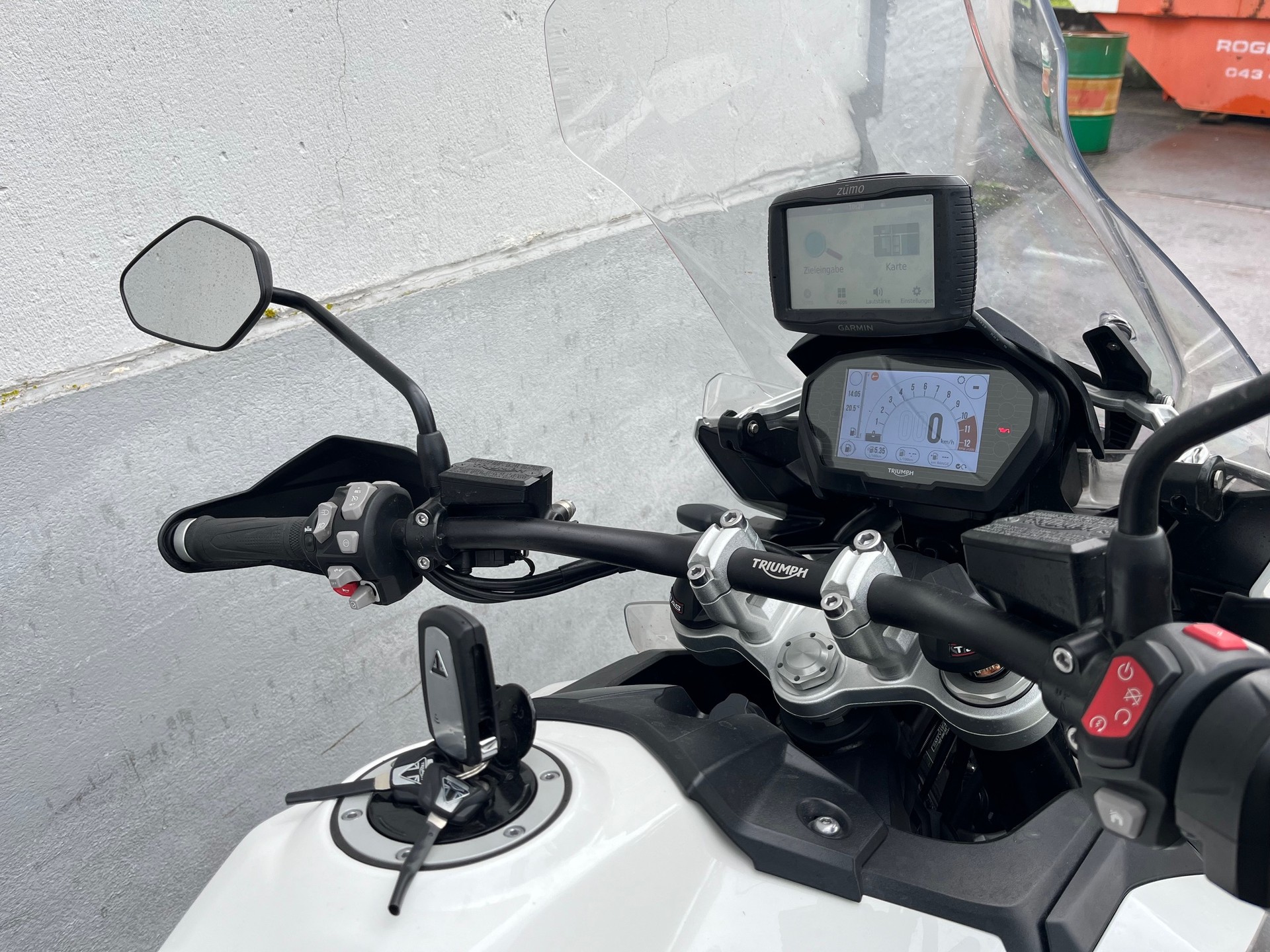 TRIUMPH Tiger 1200 XRt ABS-image-1