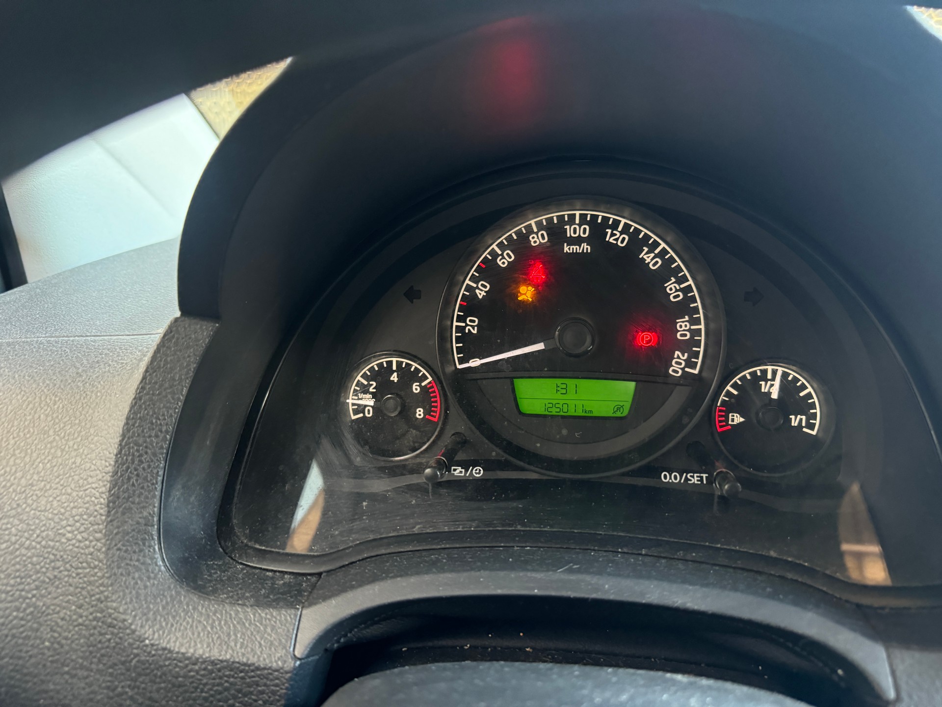 SKODA Citigo 1.0 G-tec Ambition-image-7