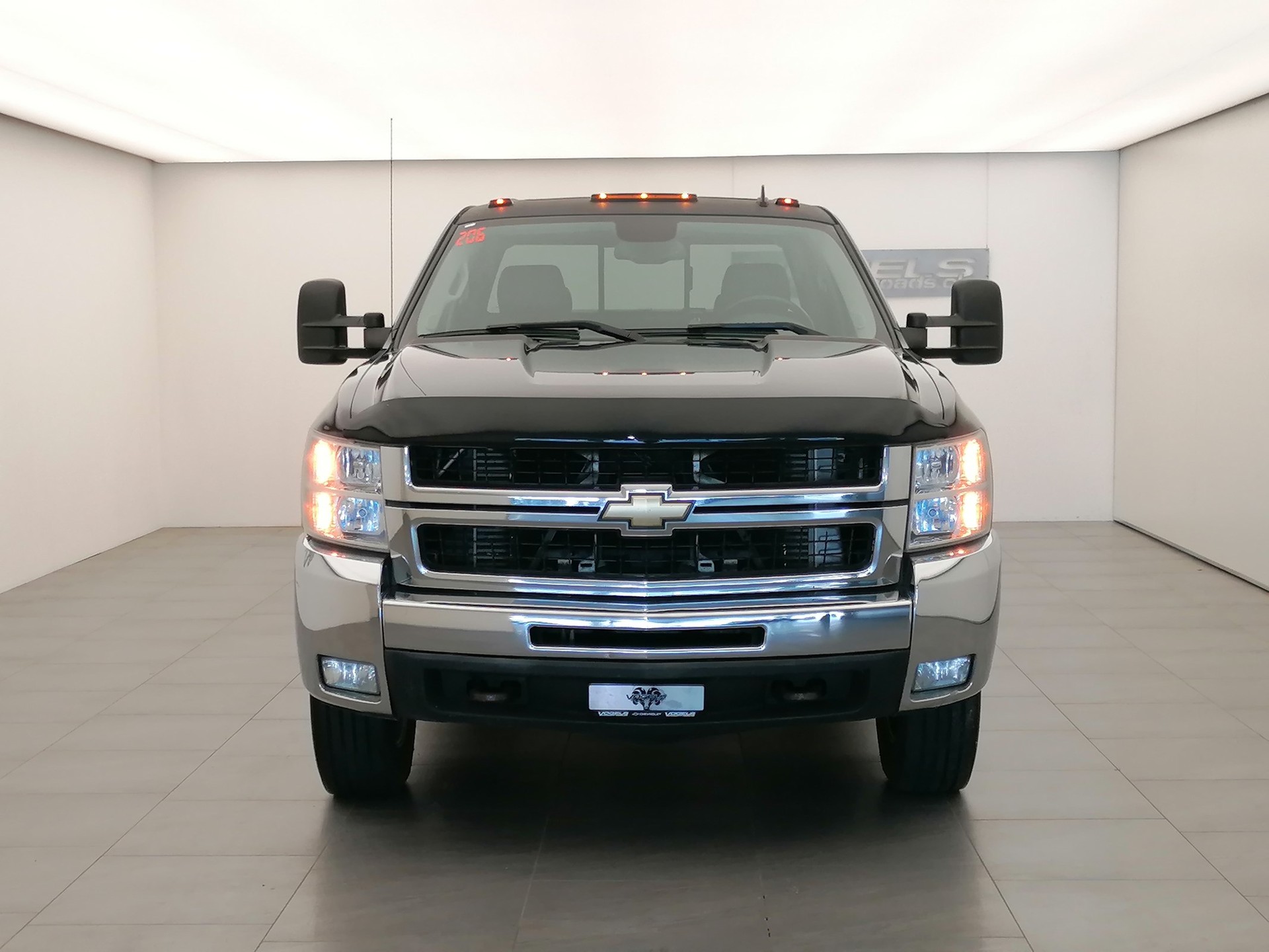 CHEVROLET Silverado 3500HD 6.6-showroom-element-1