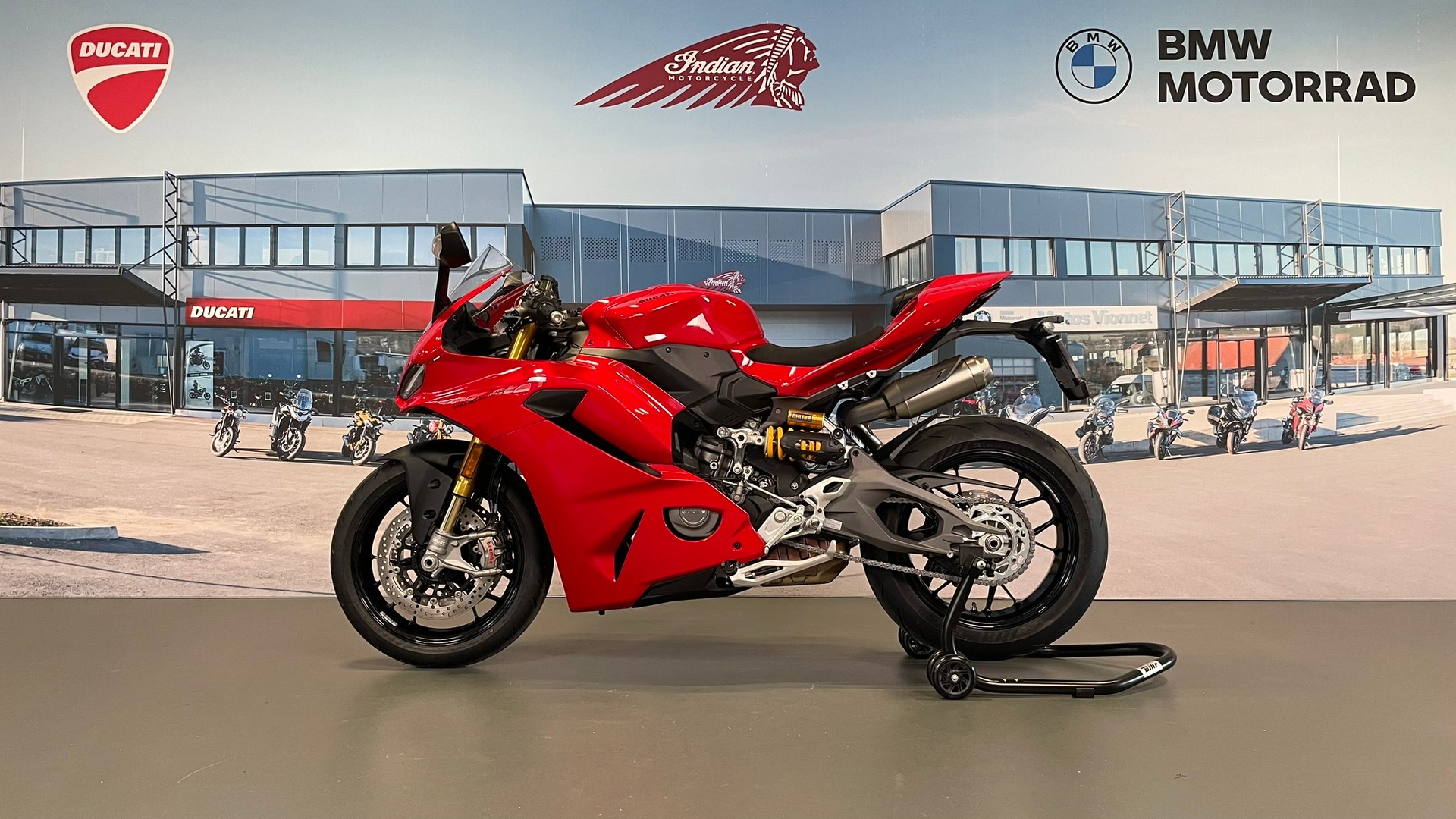 DUCATI Panigale V2S-image-3