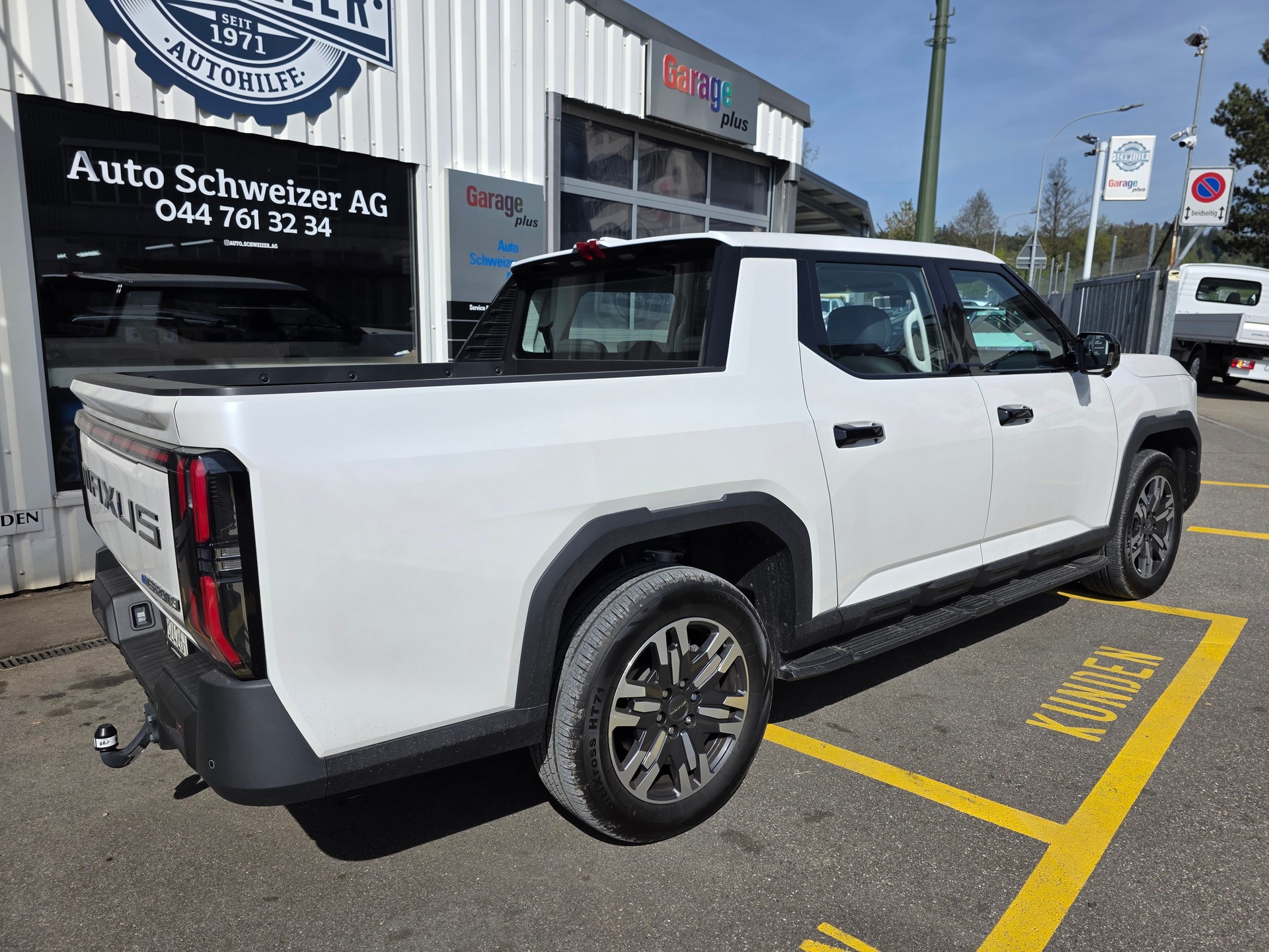 MAXUS eTerron 9 102kWh Luxury-image-7