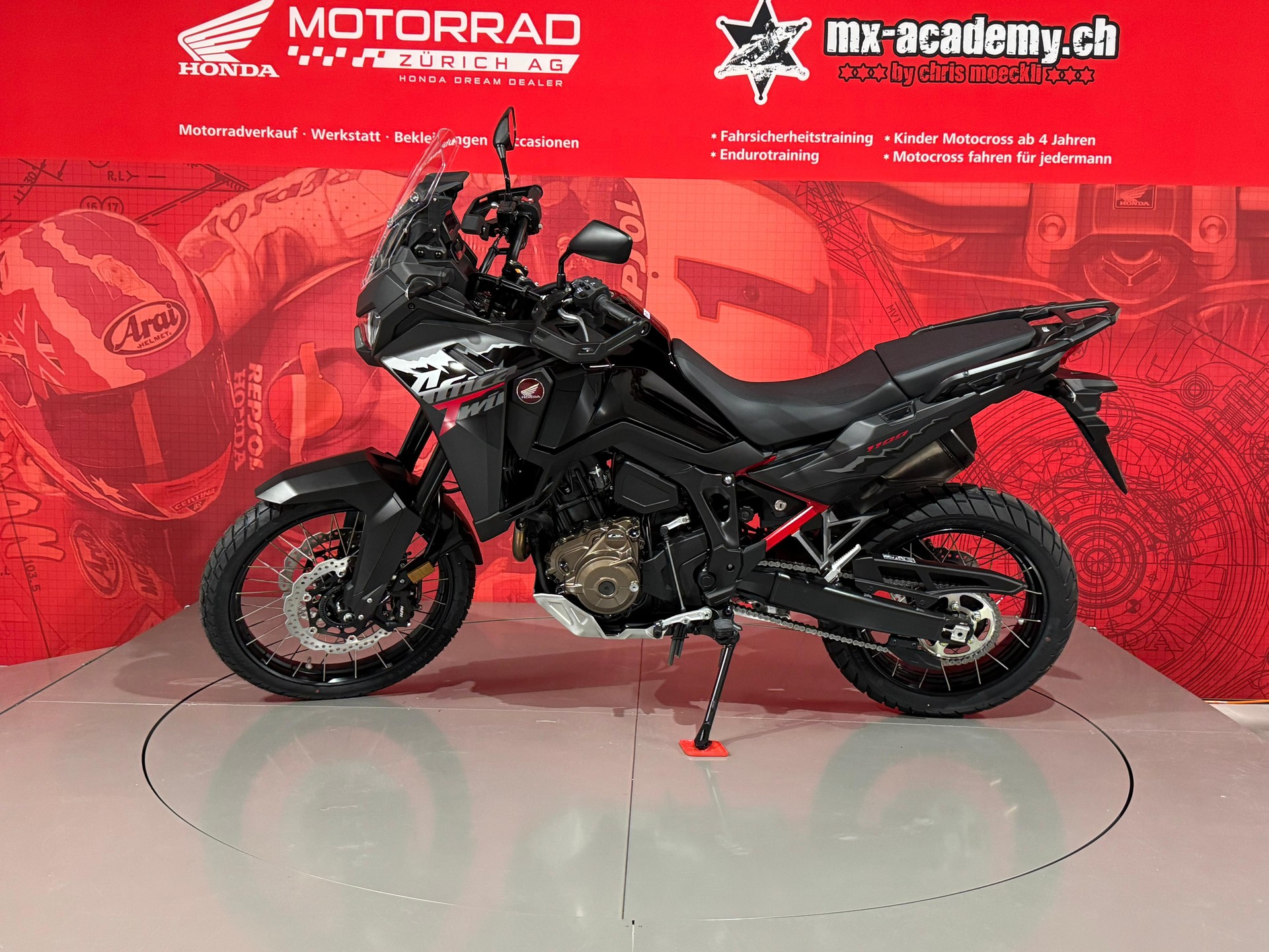HONDA **CRF 1100 Africa Twin**-image-1
