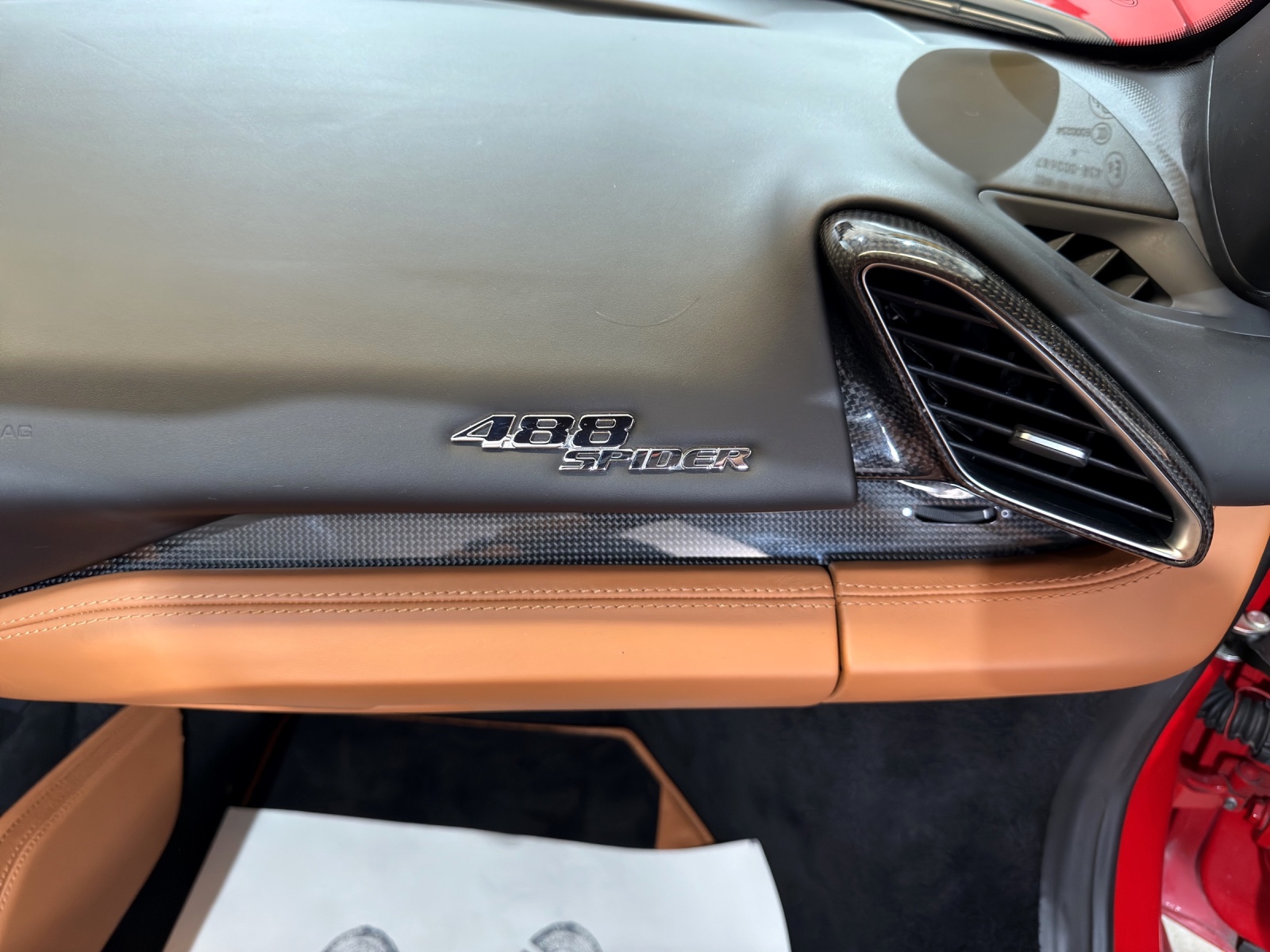 FERRARI 488 Spider 3.9 V8-image-11