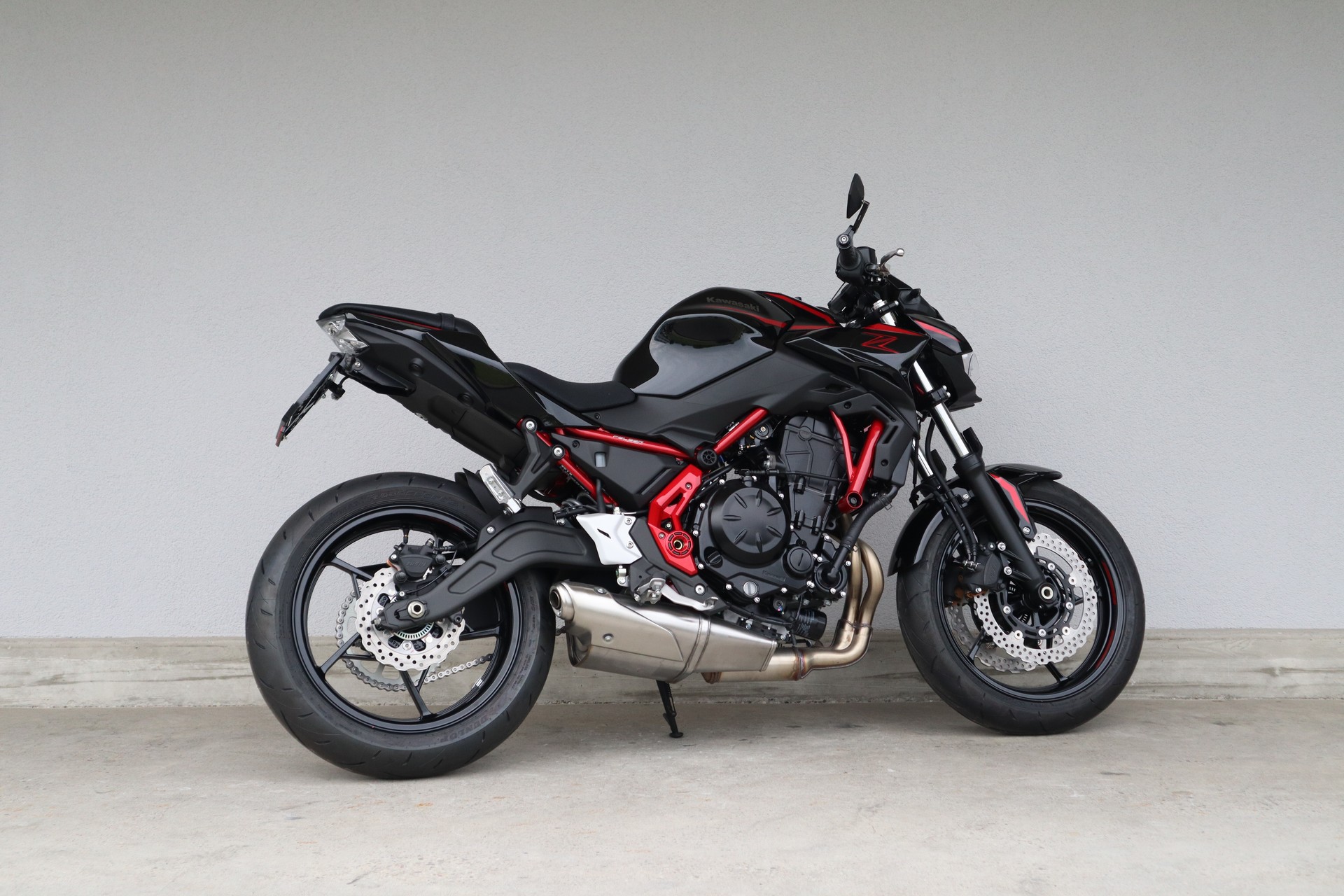 KAWASAKI Z 650-image-2