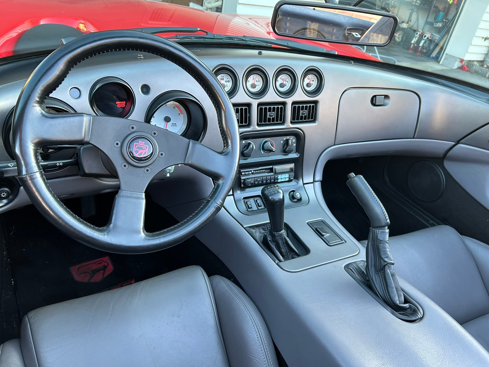 CHRYSLER Viper RT/10-image-8