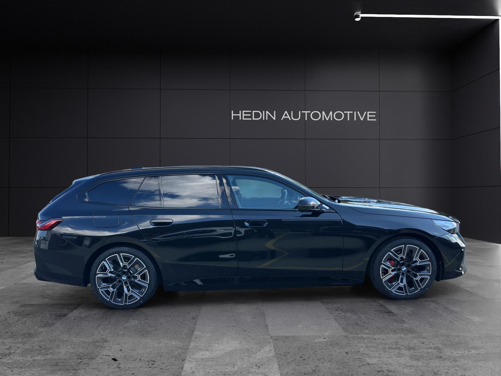 BMW 550e xDrive Touring-image-4