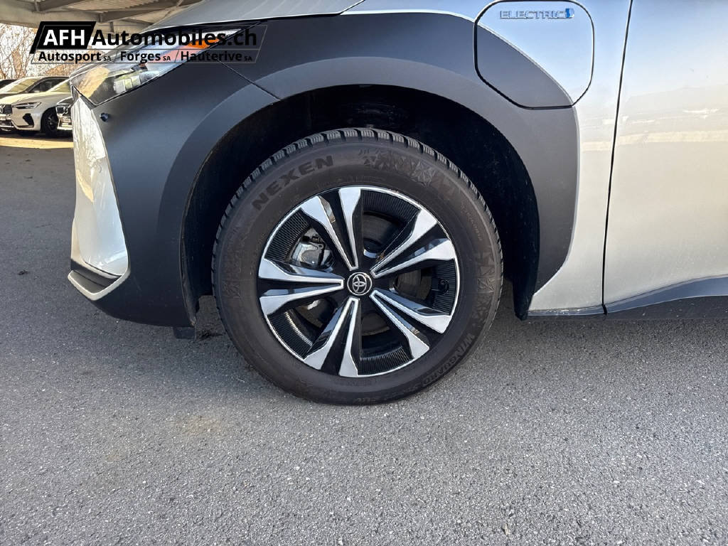 TOYOTA bZ4X Style AWD-image-16