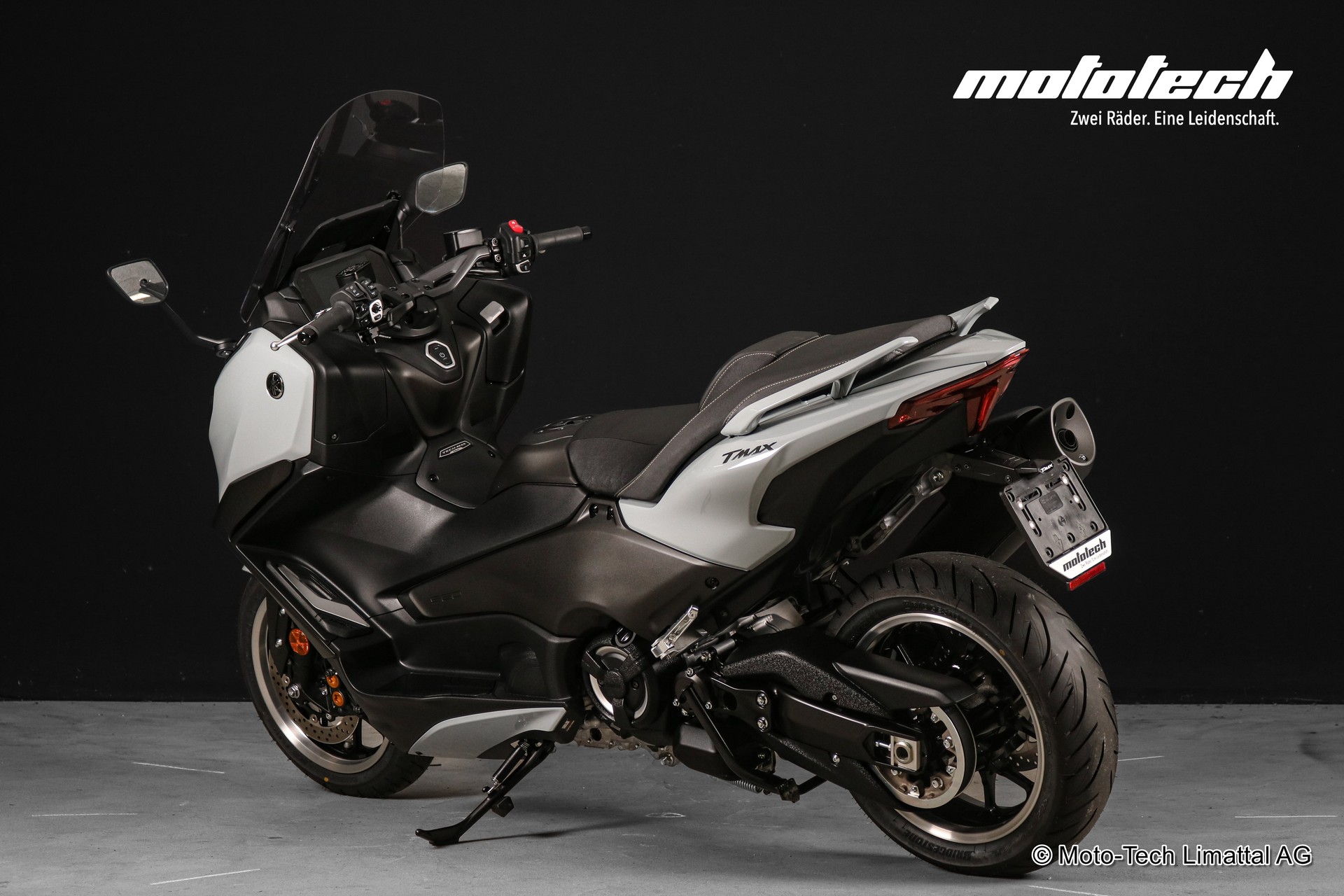YAMAHA T-MAX Tech-Max XP 560-image-3