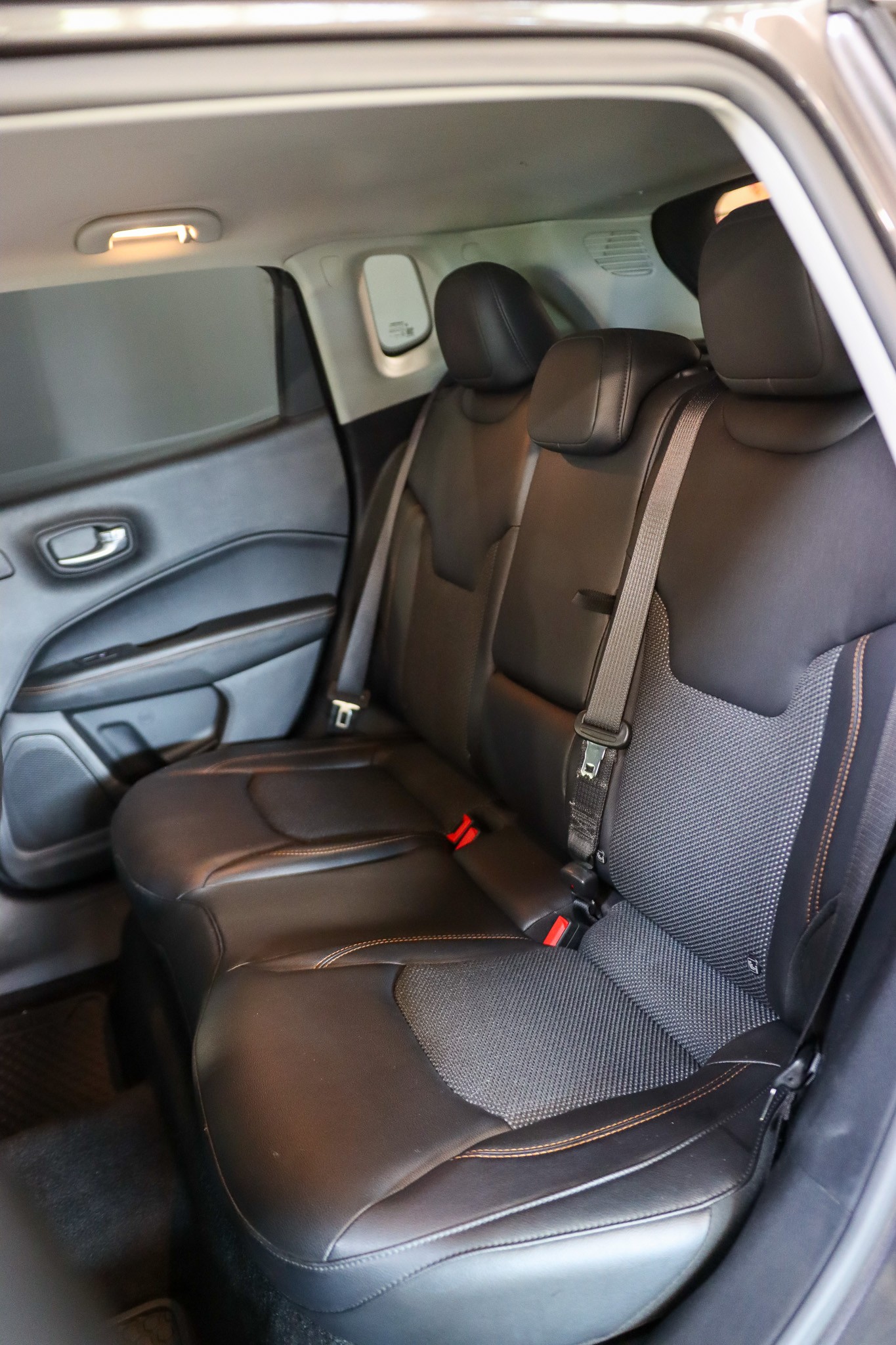 JEEP Compass 1.4 Turbo Limited AWD 9ATX-image-14