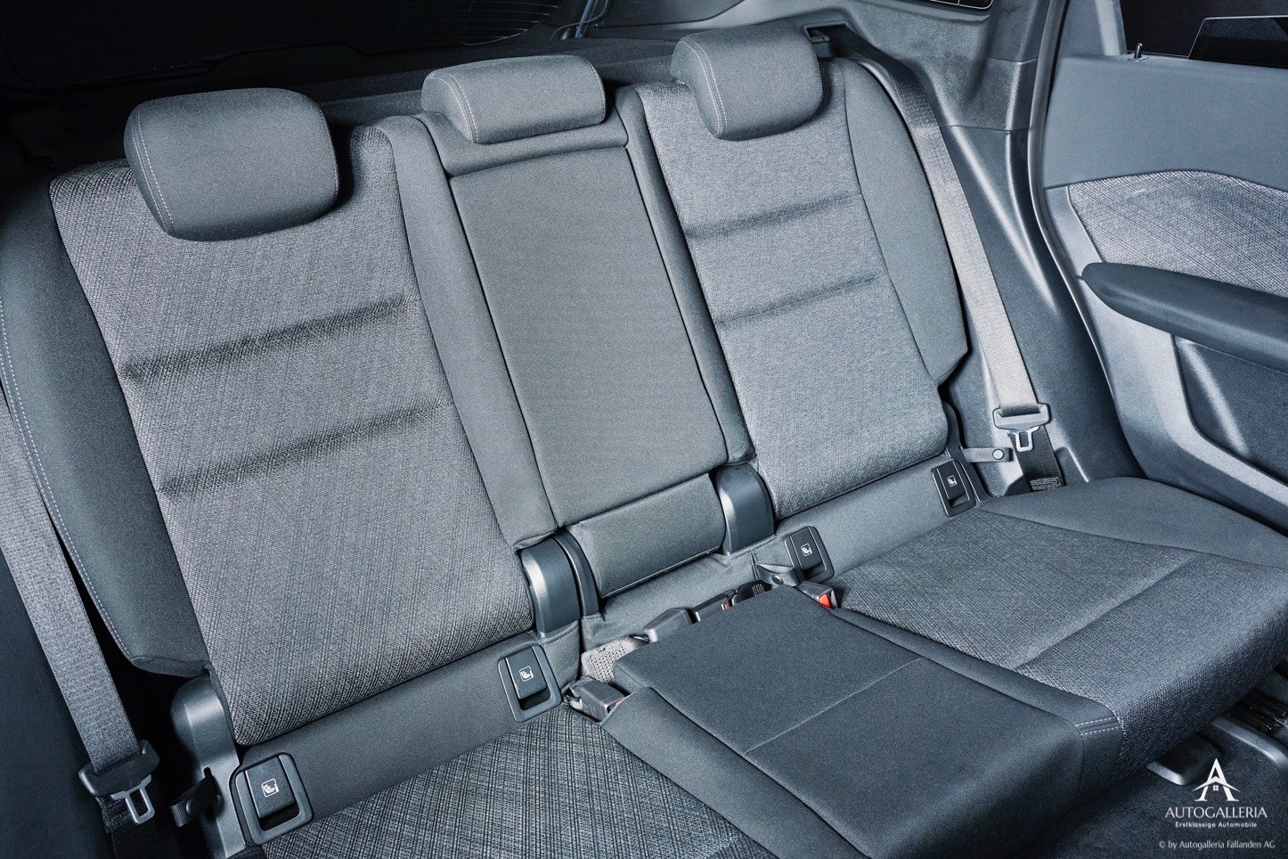 BMW X1 xDrive 20d 48V-image-11