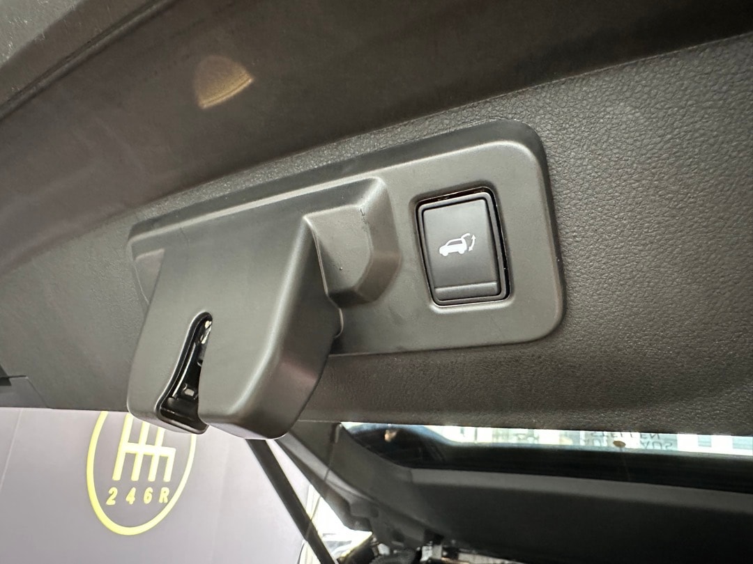 RENAULT Rafale 1.2 E-Tech Hybrid 200 Esprit Alpine-image-9