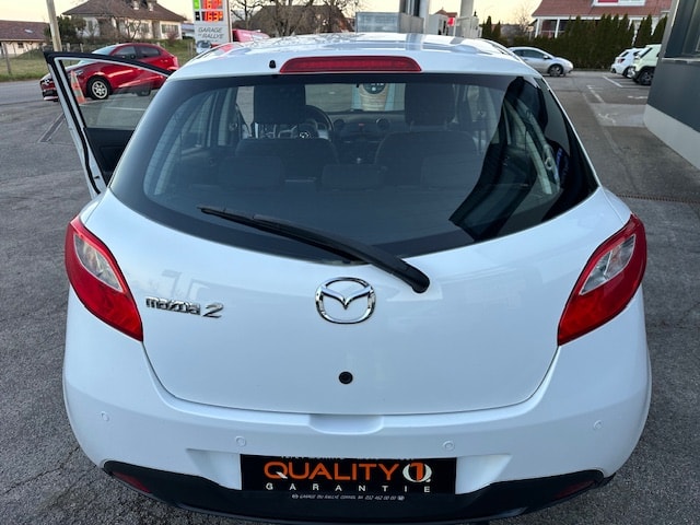 MAZDA 2 1.5i 16V Exclusive Automatic-image-10