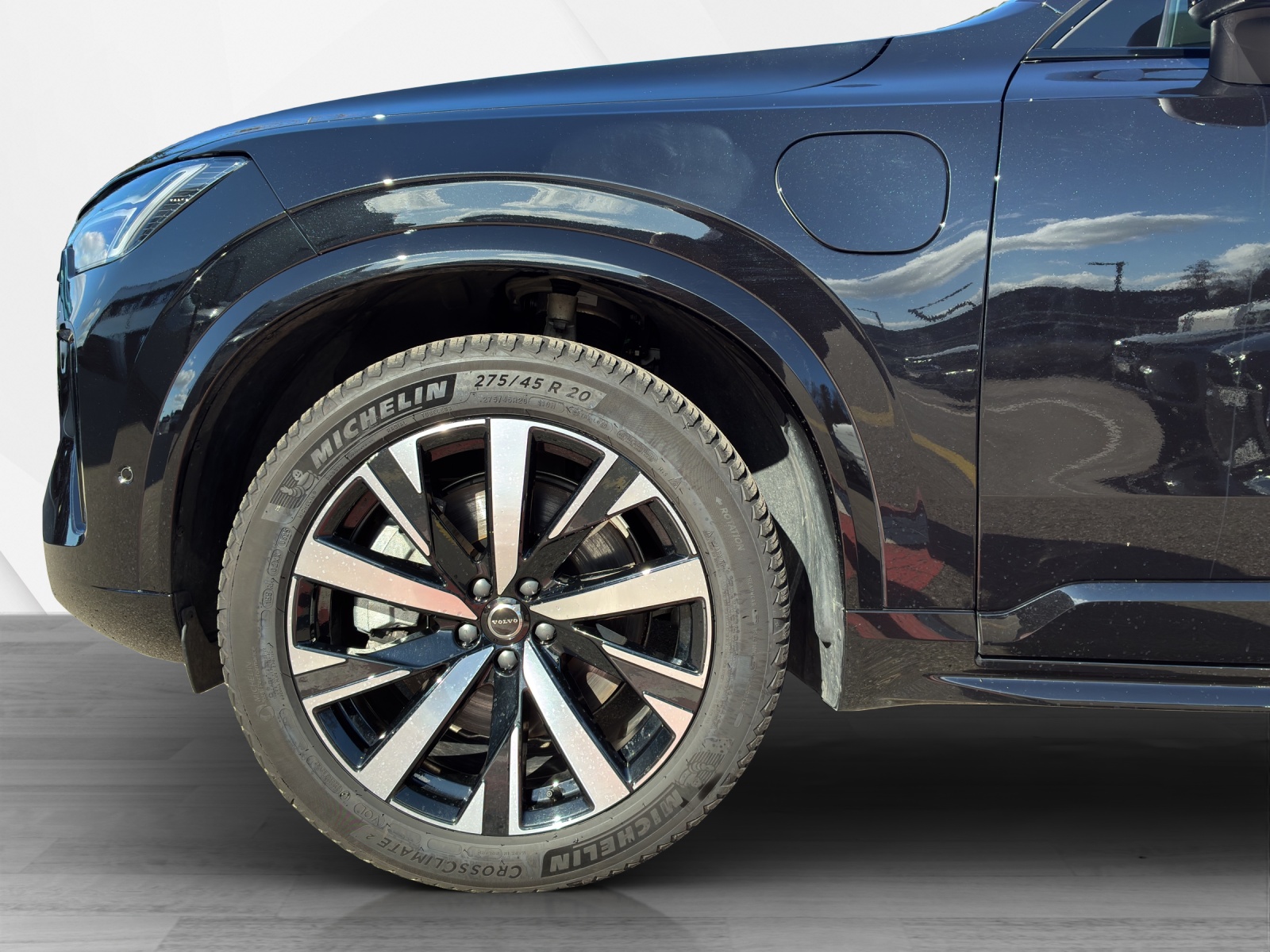 VOLVO XC90 2.0 T8 TE Plus Dark eAWD-image-8