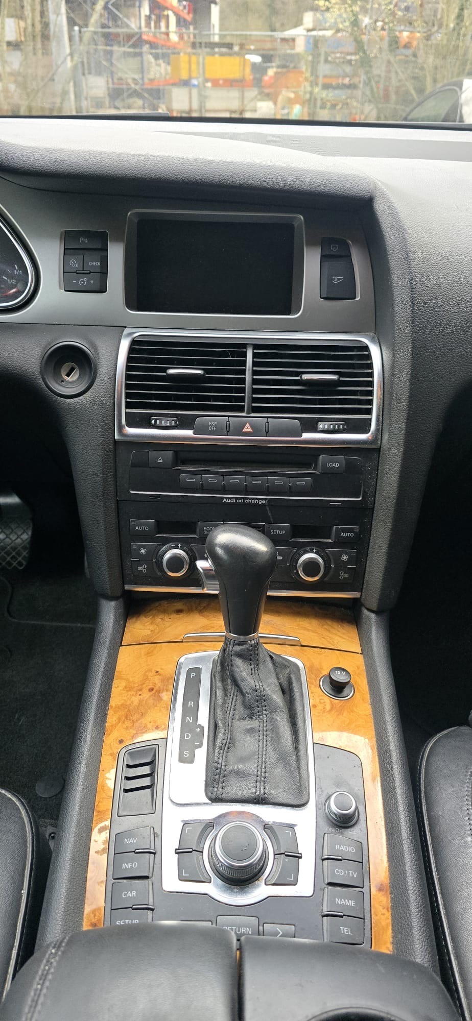 AUDI Q7 4.2 FSI quattro tiptronic +crochet 3200 kg 7 places-image-7