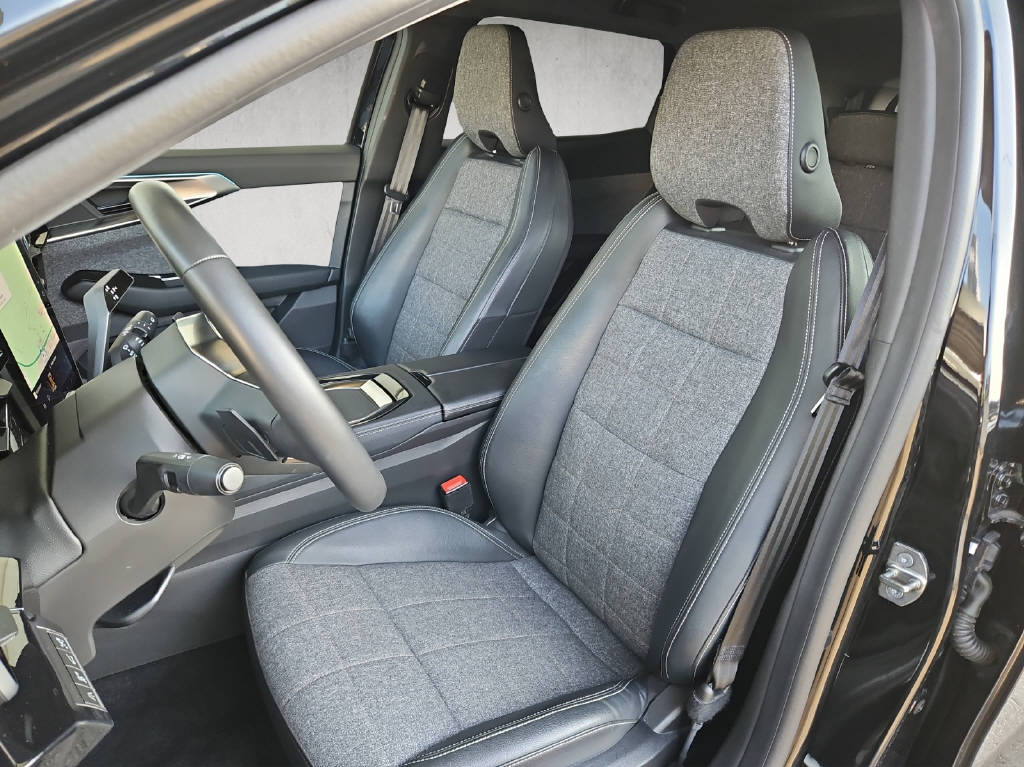 RENAULT Espace 1.2 E-Tech techno 7Plätze-image-4
