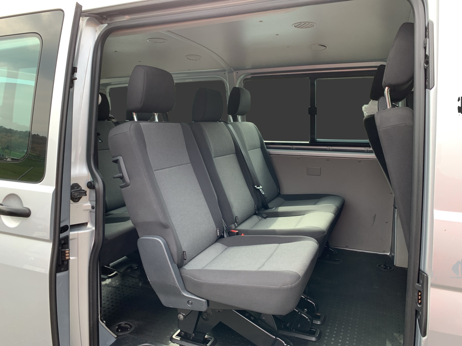 VW T6 Caravelle 2.0 Bi-TDI Comfortline 4Motion DSG-image-8
