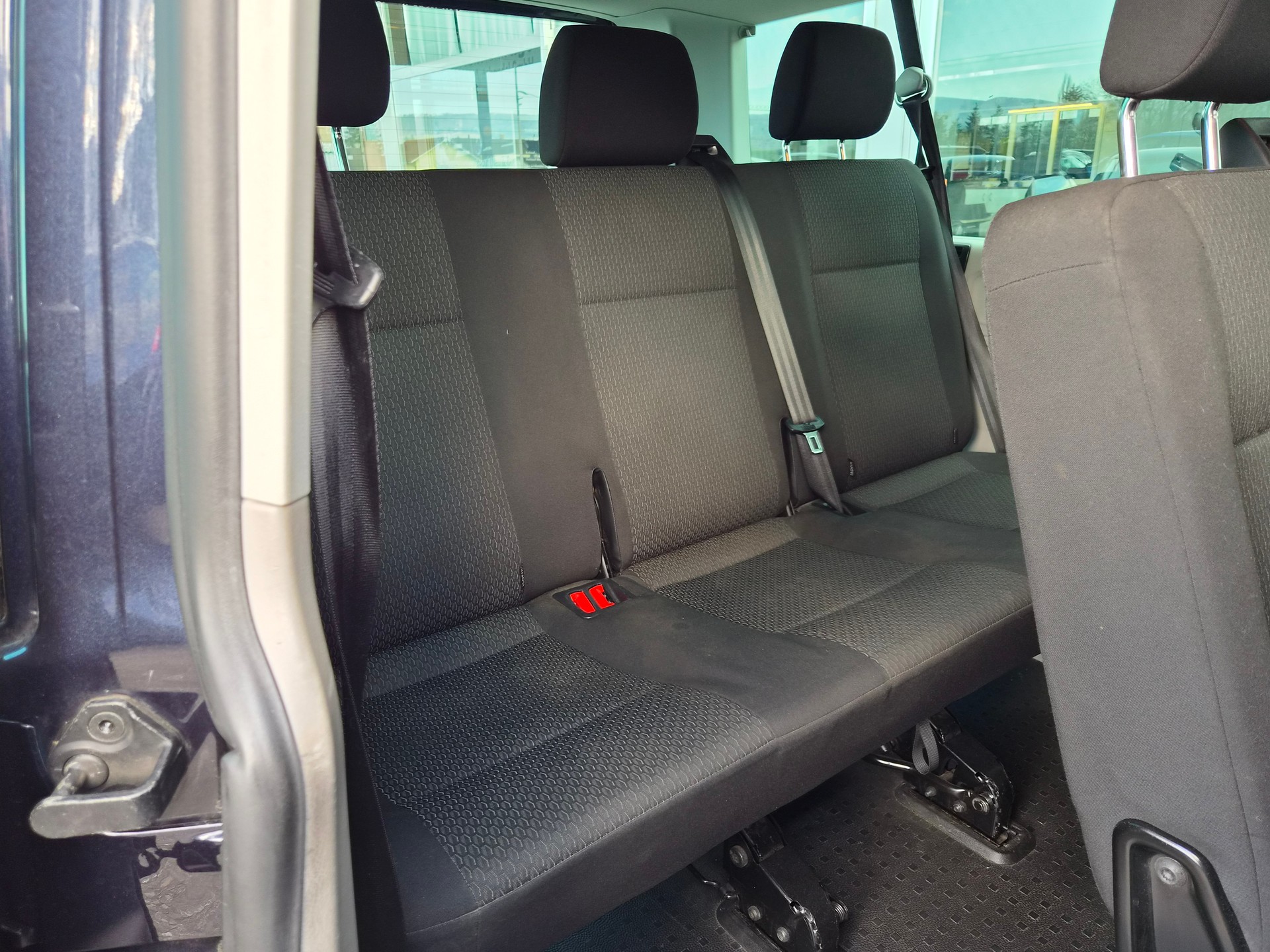 VW T6 Caravelle 2.0 TDI Trendline Liberty DSG LWB Ausführung 9 Sitzplätze-image-10