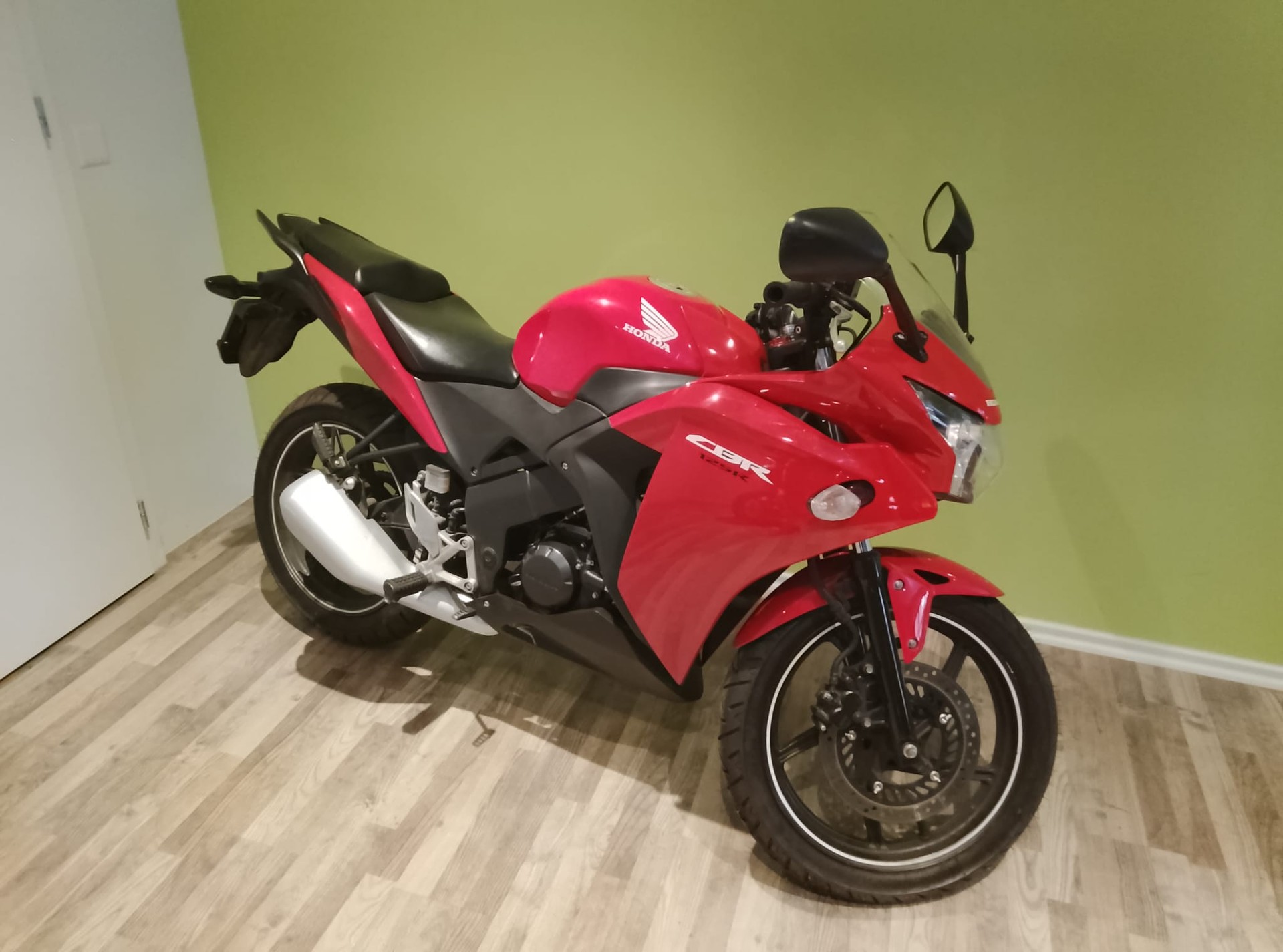HONDA CBR 125 R