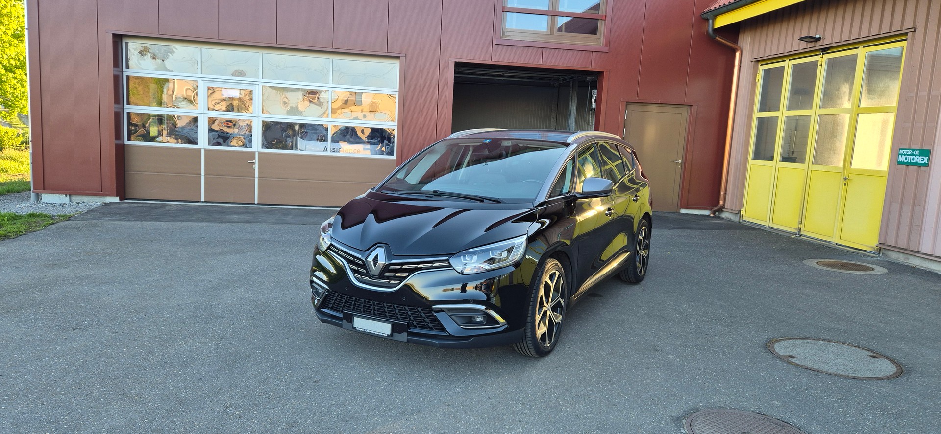 RENAULT Grand Scénic 1.3 16V Turbo Black Edition EDC-image-1