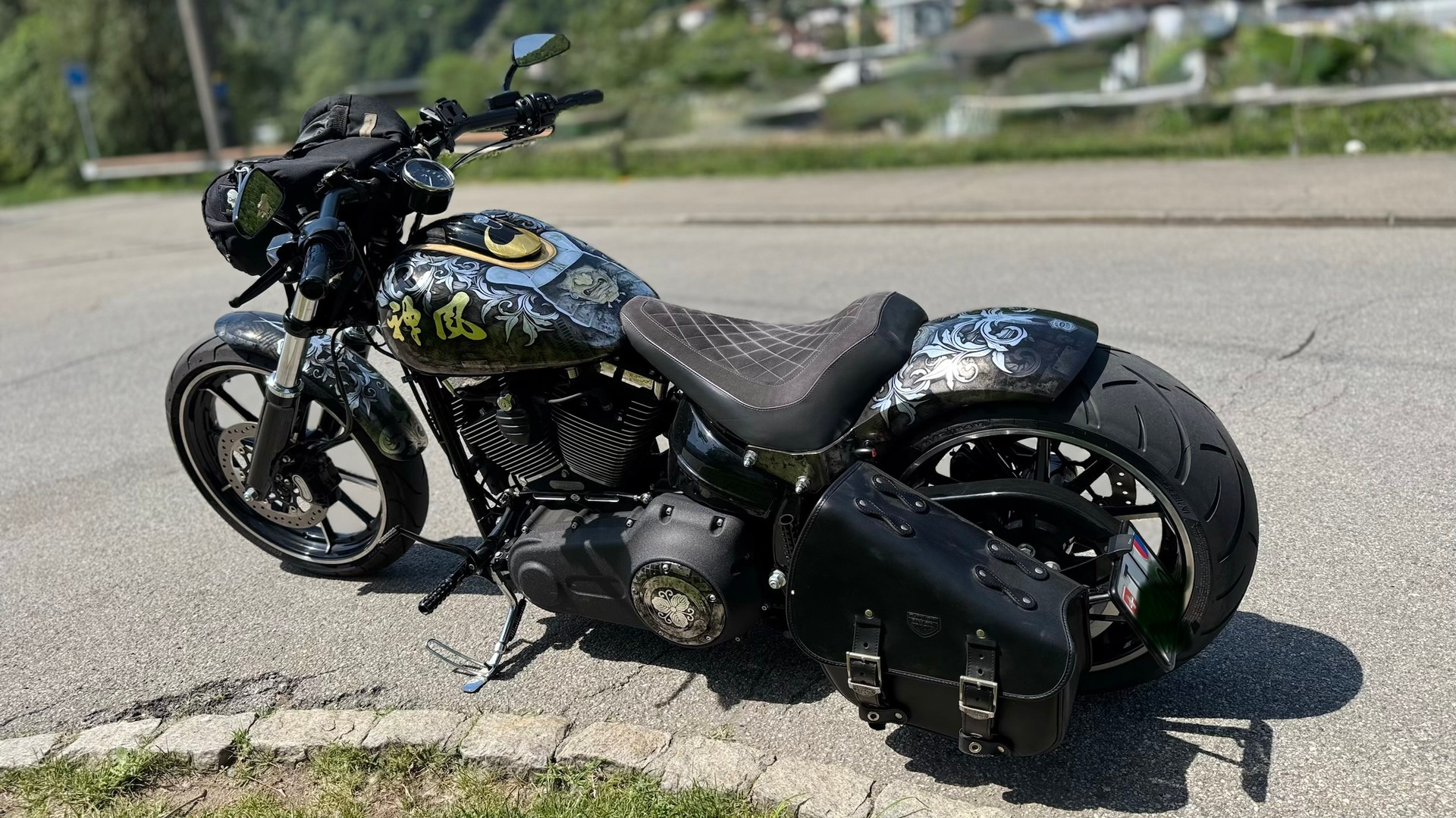 HARLEY-DAVIDSON FXSB Breakout 103 ABS-image-0