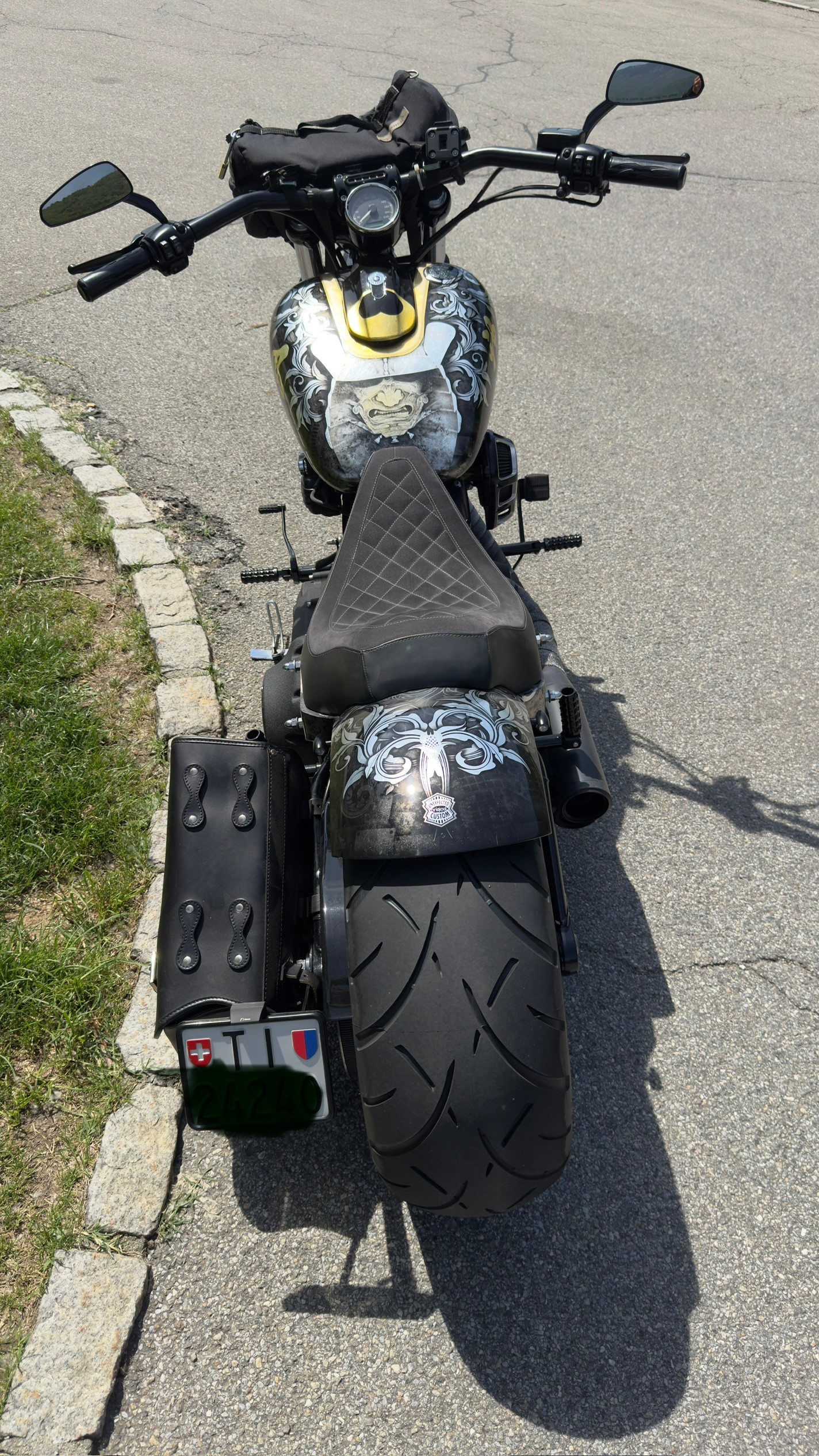 HARLEY-DAVIDSON FXSB Breakout 103 ABS-image-1
