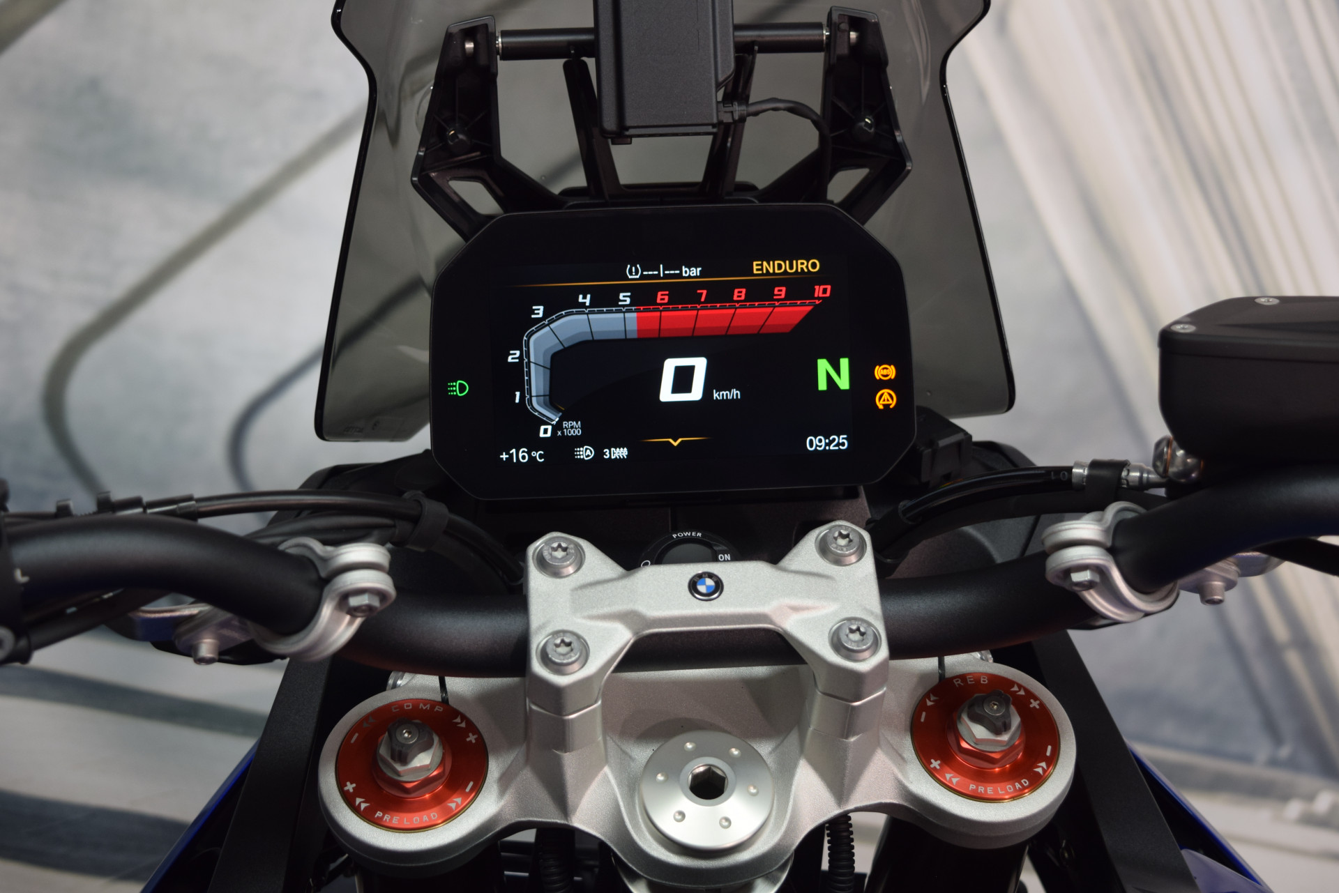 BMW F 900 GS Trophy inkl. 5 Jahre Garantie-image-8