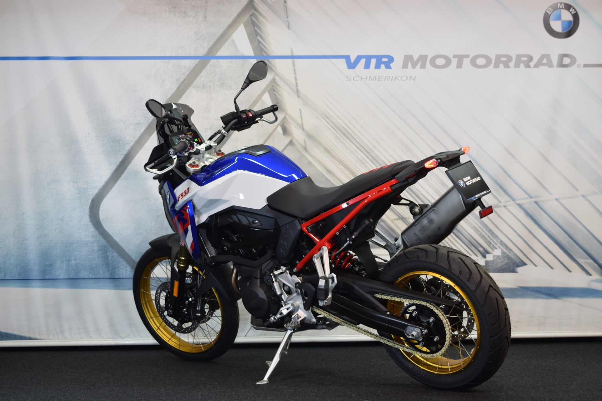BMW F 900 GS Trophy inkl. 5 Jahre Garantie-showroom-element-3