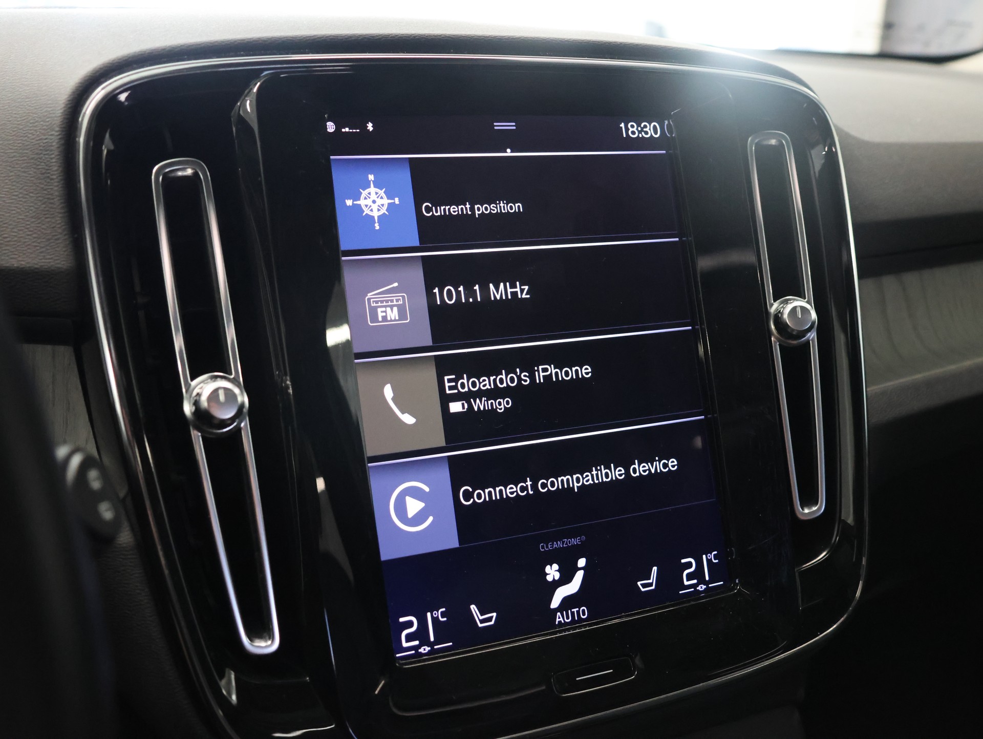 VOLVO XC40 T4 AWD Inscription Geartronic *Panorama*Harman/Kardon*360°*-image-23