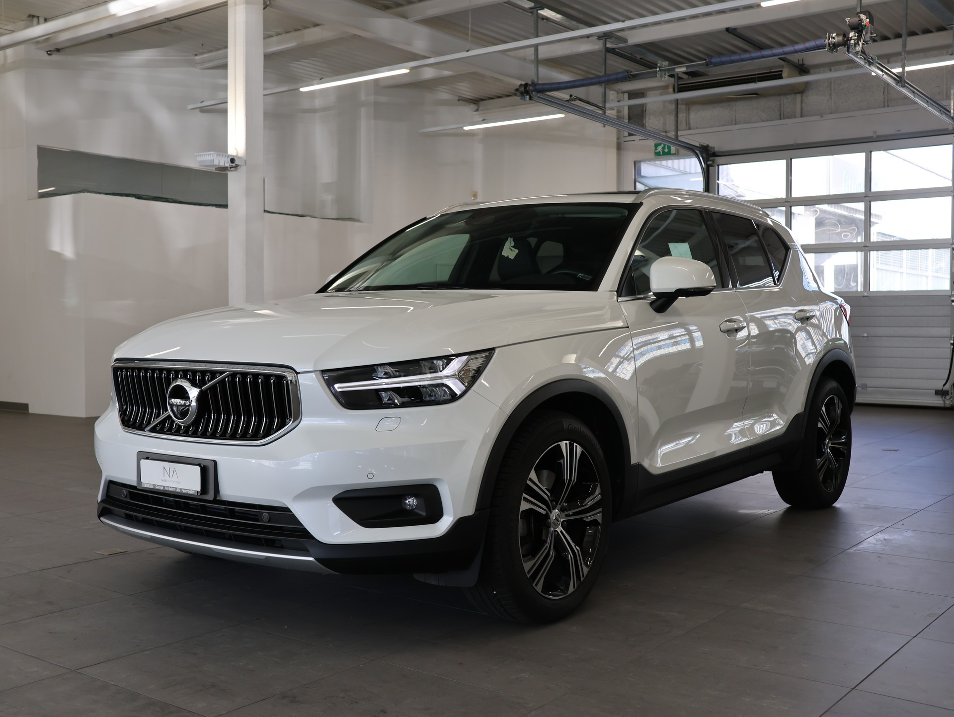 VOLVO XC40 T4 AWD Inscription Geartronic *Panorama*Harman/Kardon*360°*-showroom-element-3