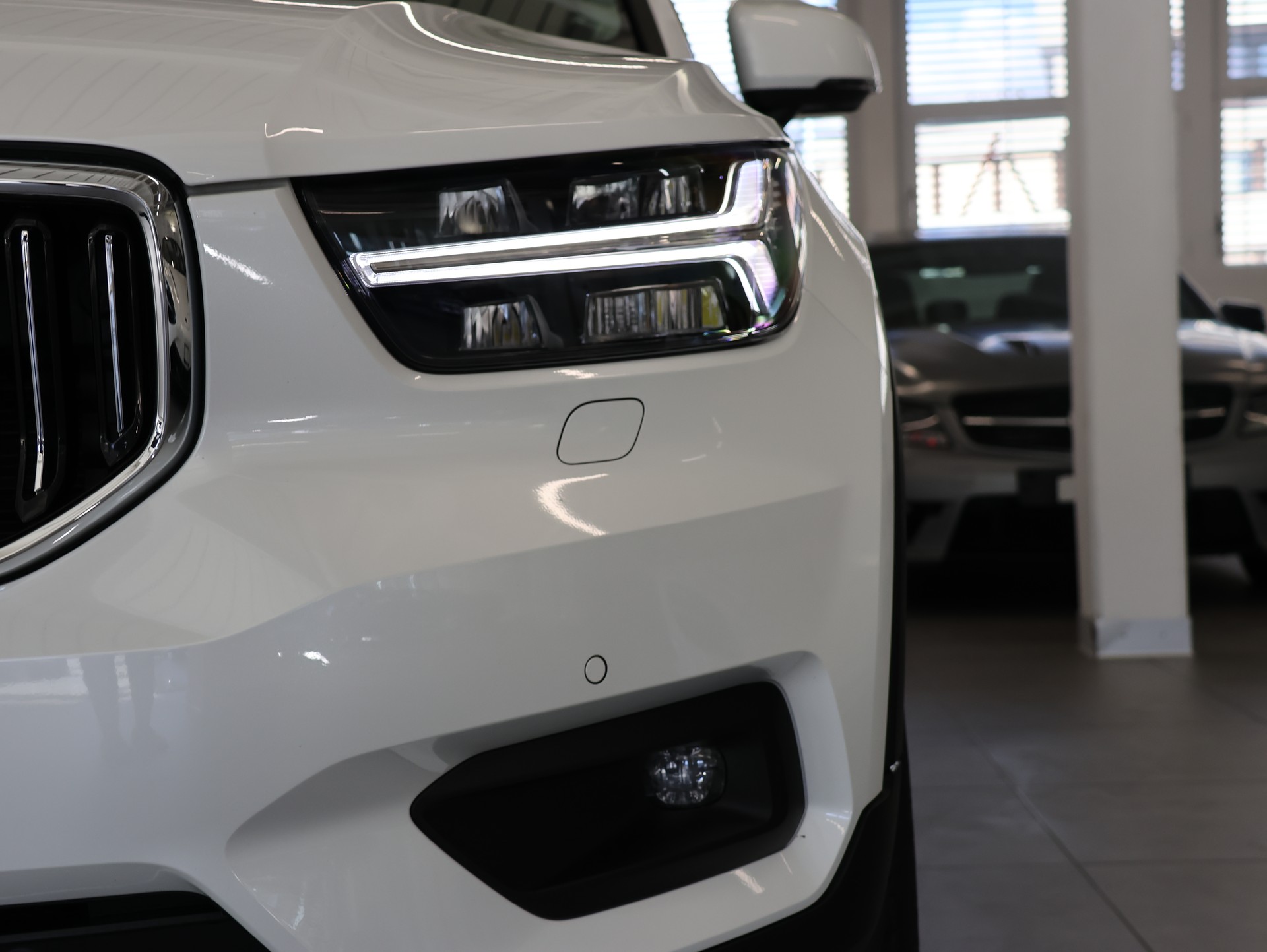VOLVO XC40 T4 AWD Inscription Geartronic *Panorama*Harman/Kardon*360°*-image-9