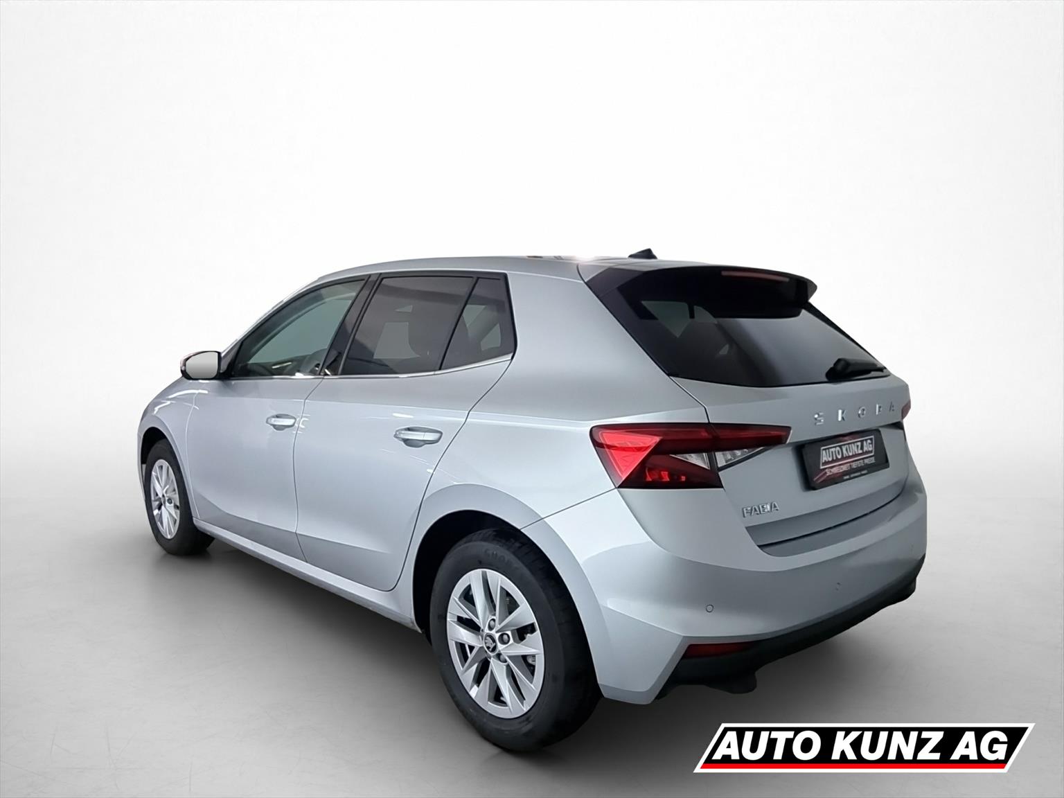 SKODA Fabia 1.0 TSI Selection *5Jahre Garantie*-showroom-element-3