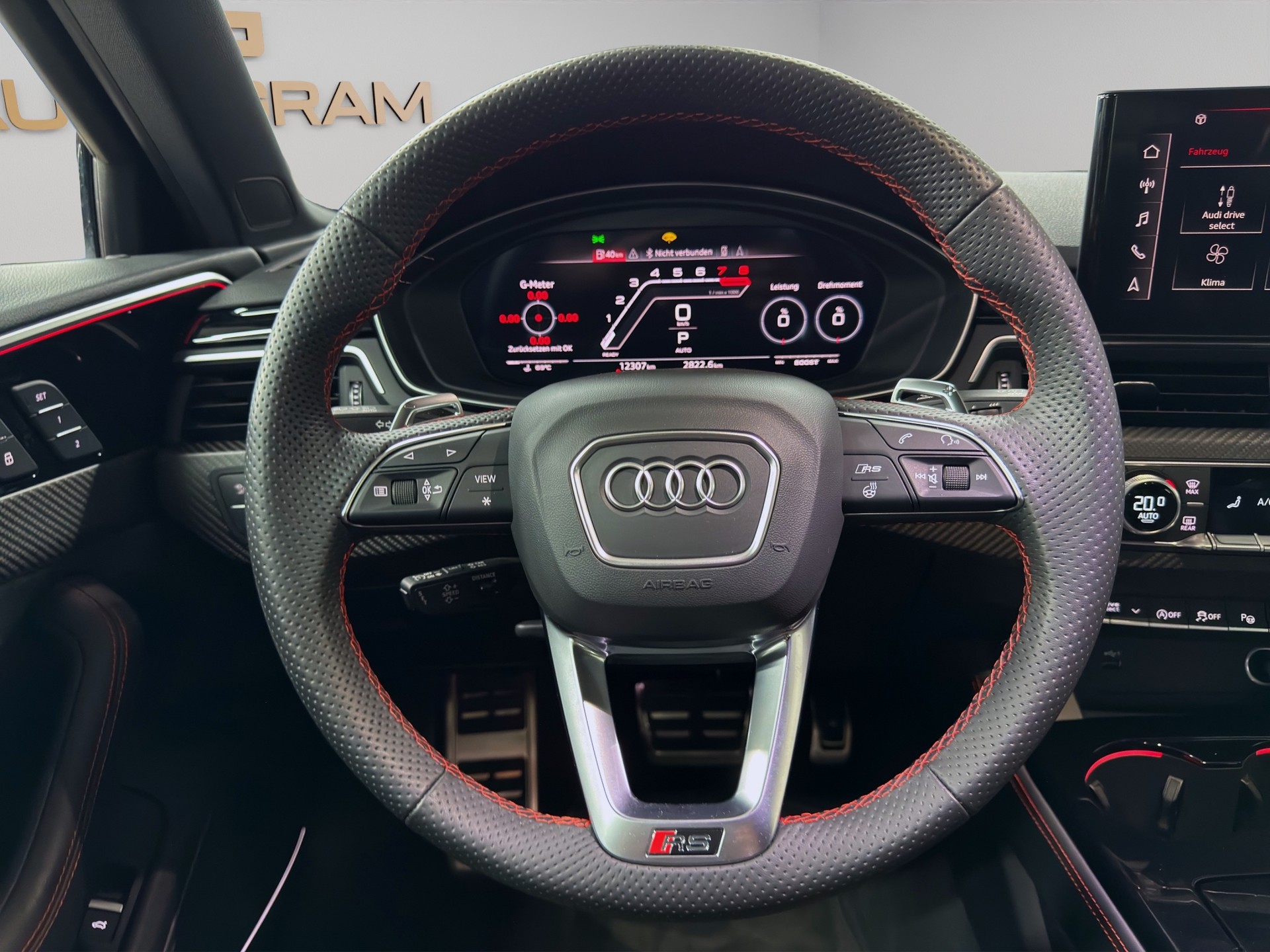 AUDI RS4 Avant quattro Competition plus tiptronic-image-17