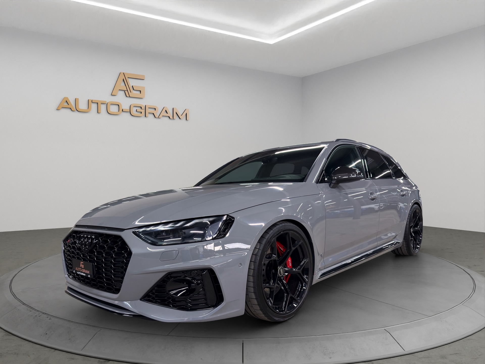 AUDI RS4 Avant quattro Competition plus tiptronic