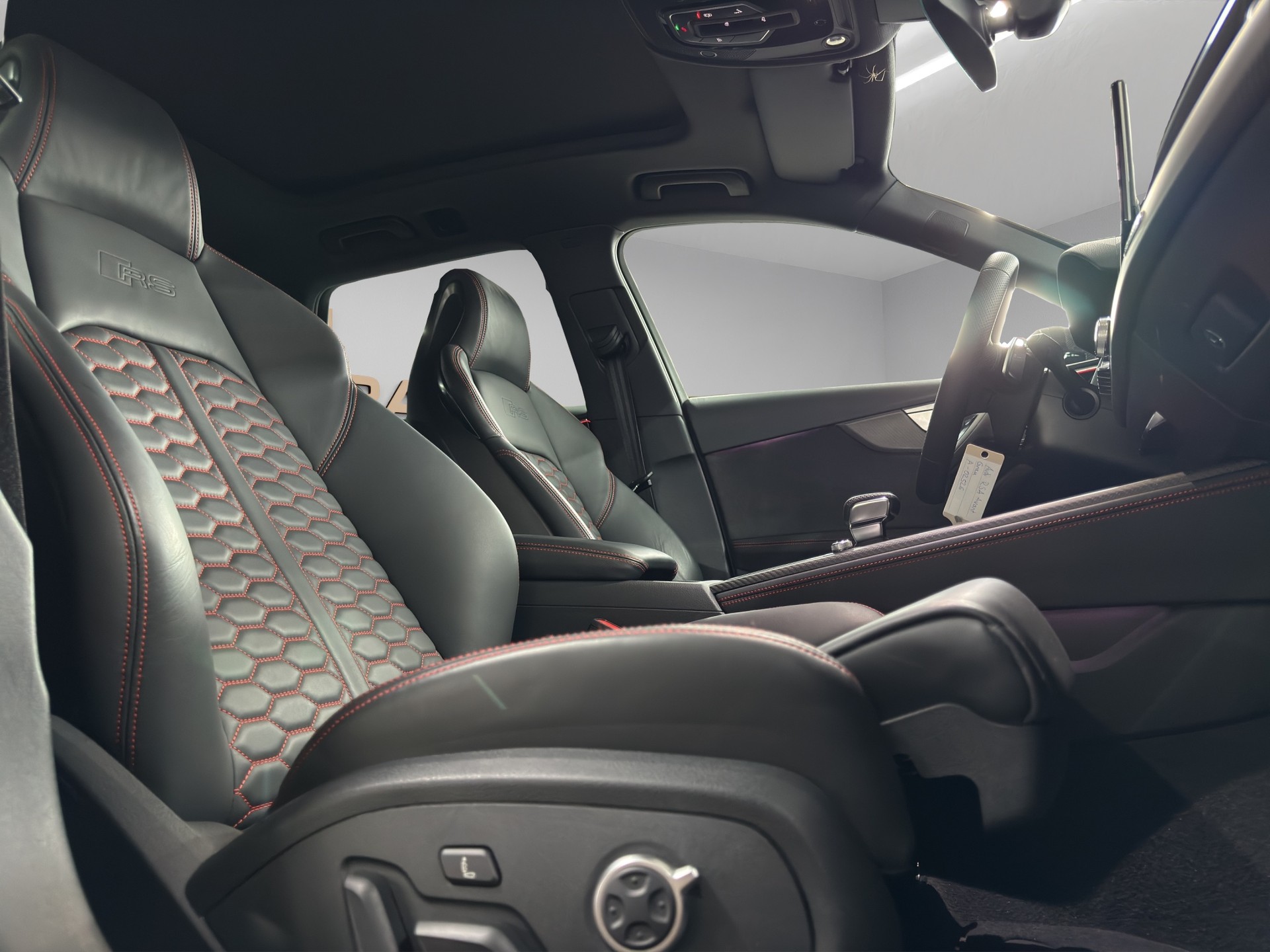 AUDI RS4 Avant quattro Competition plus tiptronic-image-13