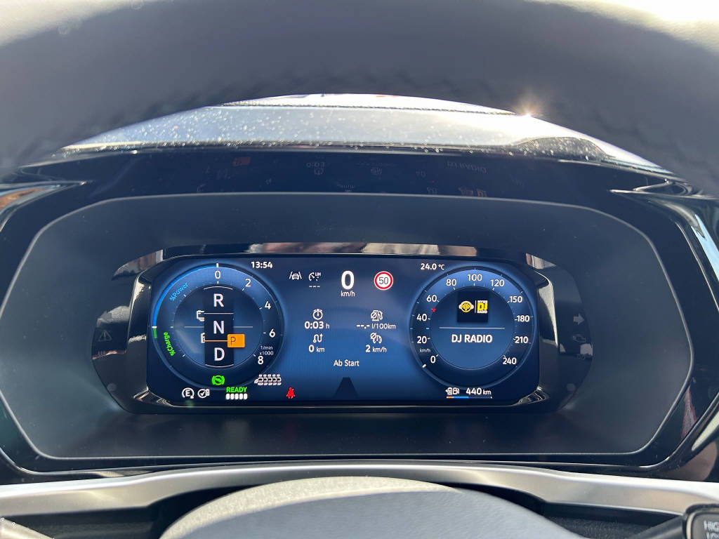 FORD TOURNEO CONNECT Grand 1.5 EcoBoost 150 Active PHEV-image-8