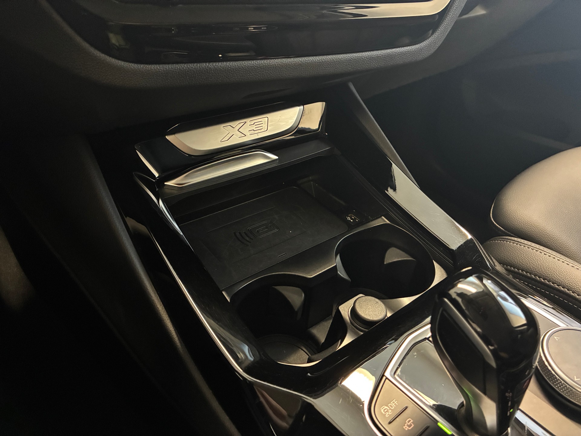 BMW X3 20d xDrive-image-15