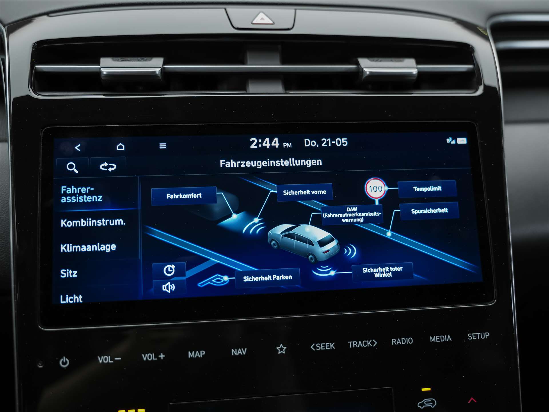 HYUNDAI Tucson 1.6 TGDI Vertex DCT 4WD *CH Auto*Panorama*360° Kamera*Sitzbelüftung*-image-34