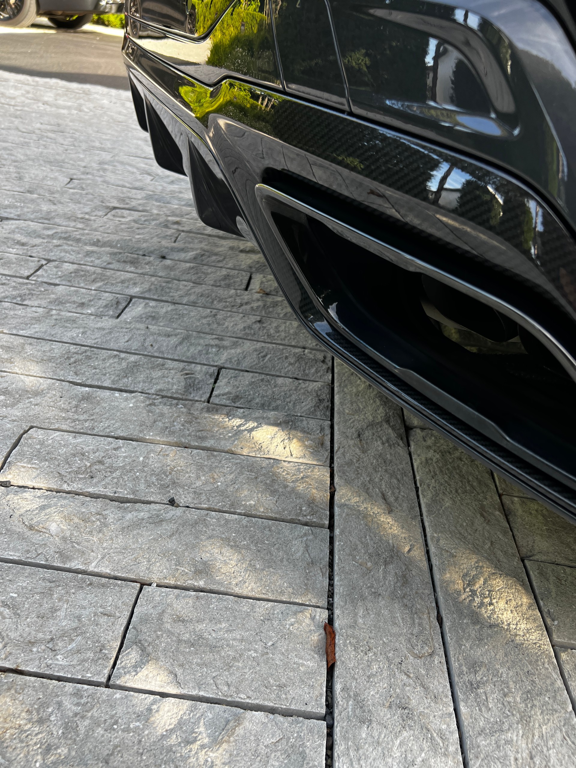 BMW M850i xDrive-image-13