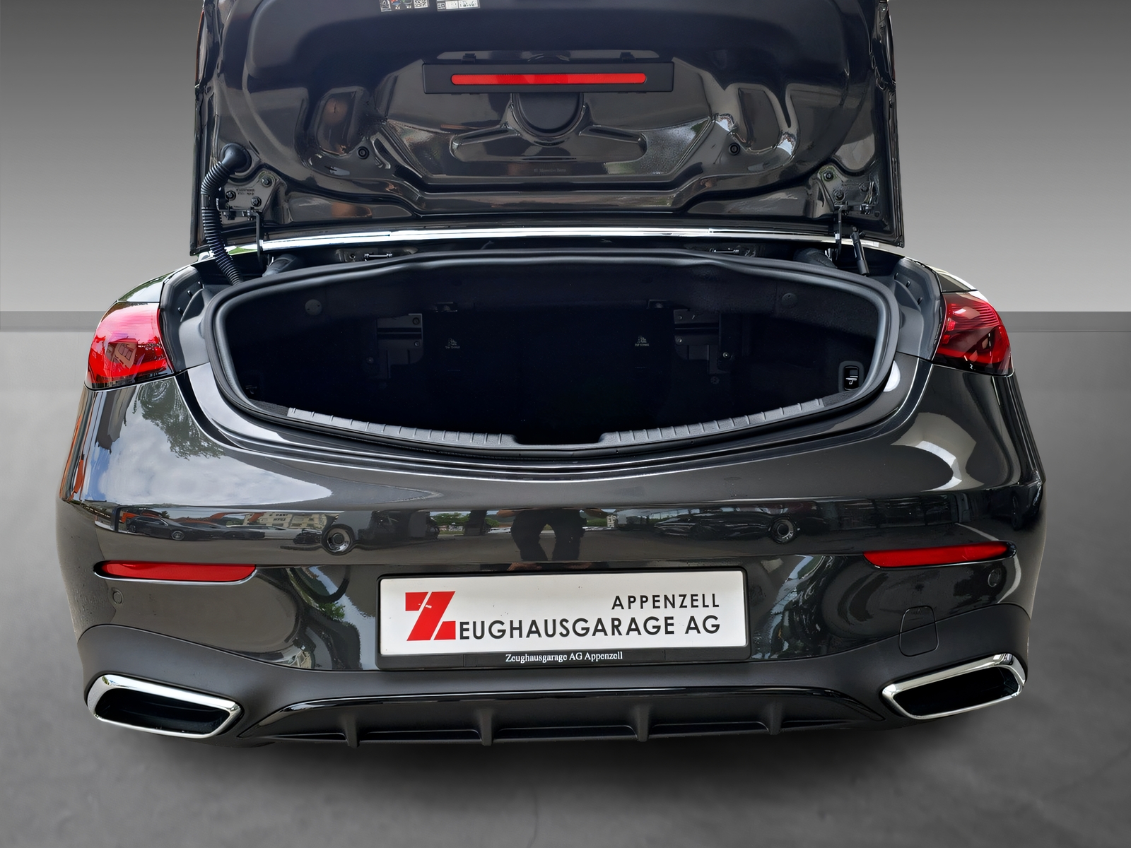 MERCEDES-BENZ CLE 450 4Matic Cabriolet-image-14