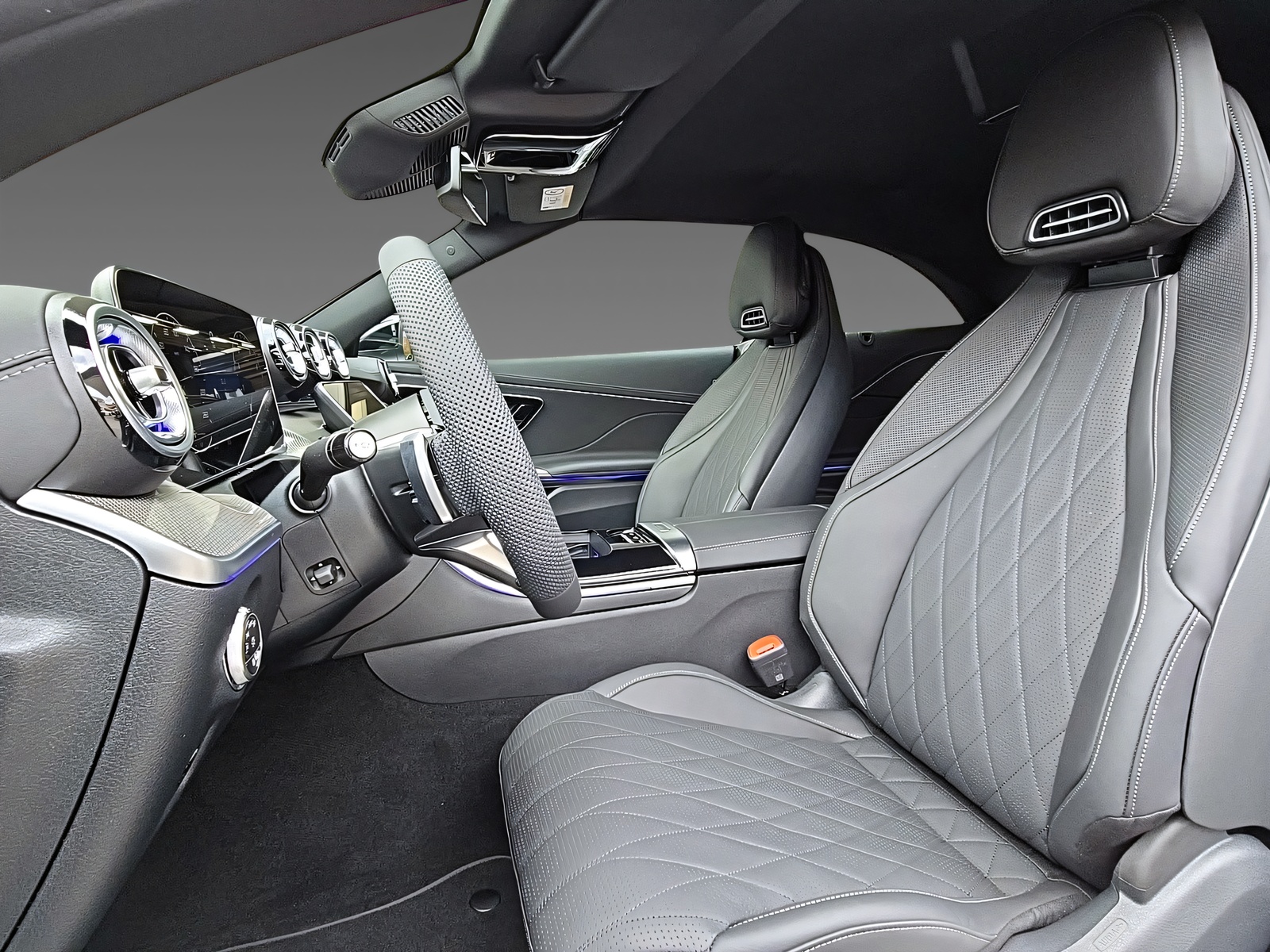 MERCEDES-BENZ CLE 450 4Matic Cabriolet-image-10