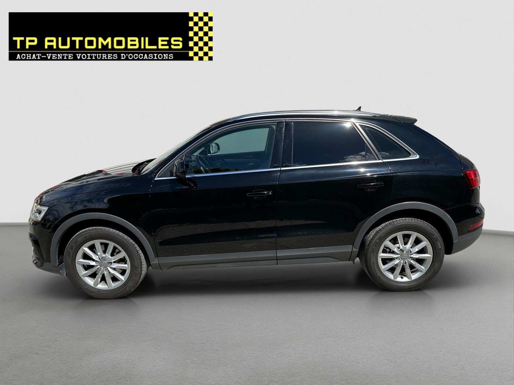 AUDI Q3 2.0 TDI quattro S-tronic-image-4