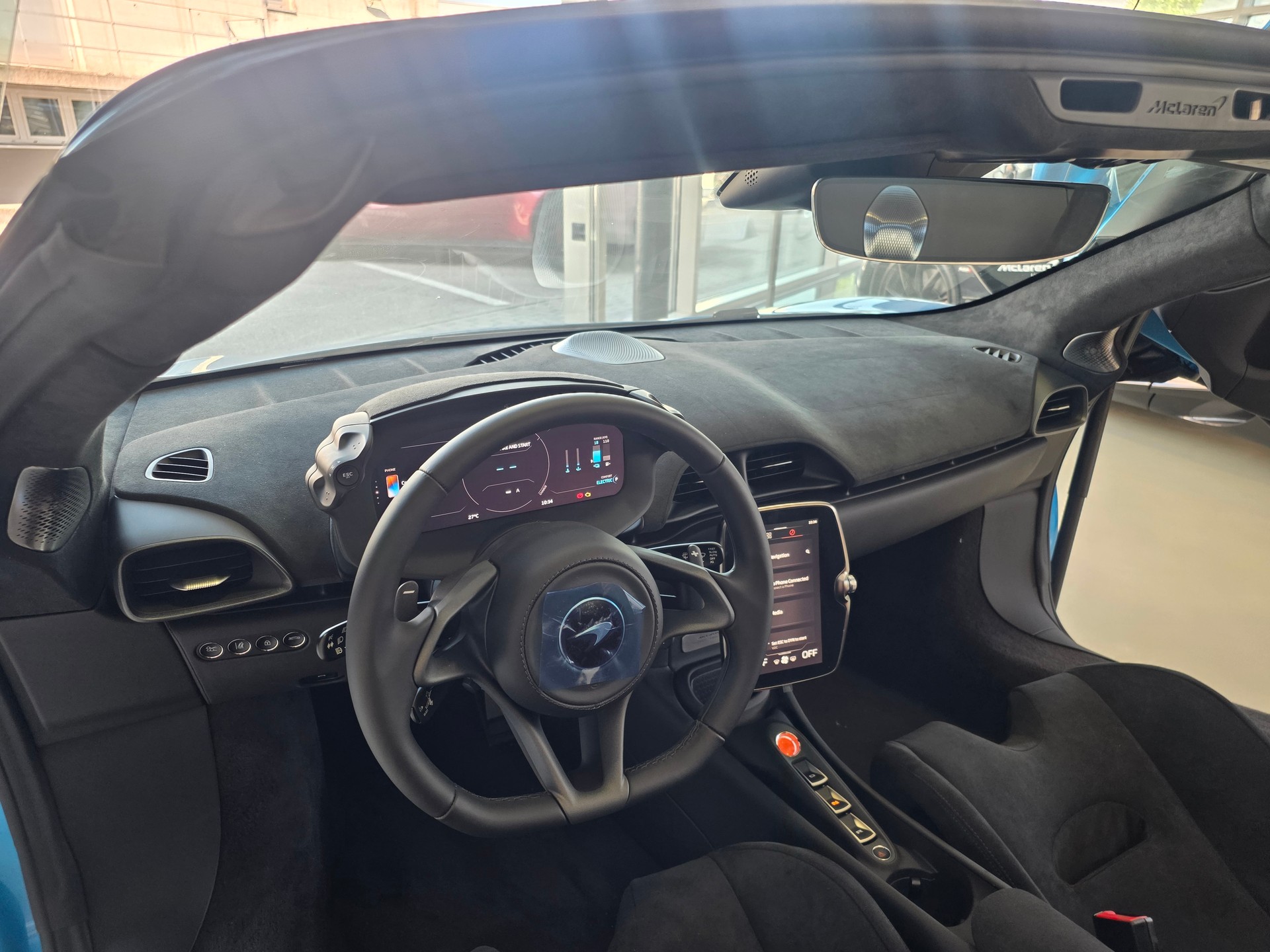 McLAREN ARTURA 3.0 V6 Spider MSO Ludus Blue-image-9